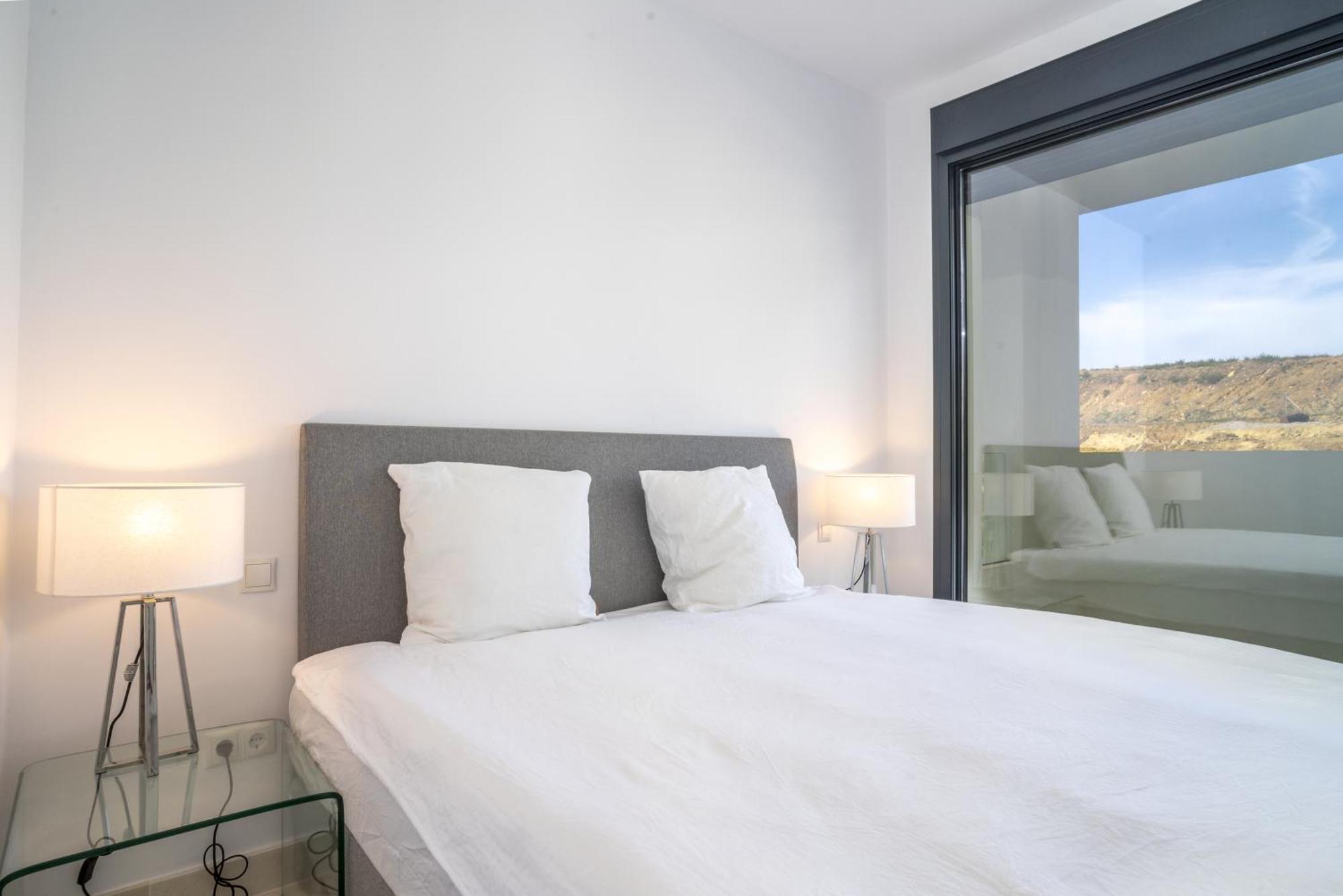 Theedgebythesea Fabulous Penthouse With Seaviews *
