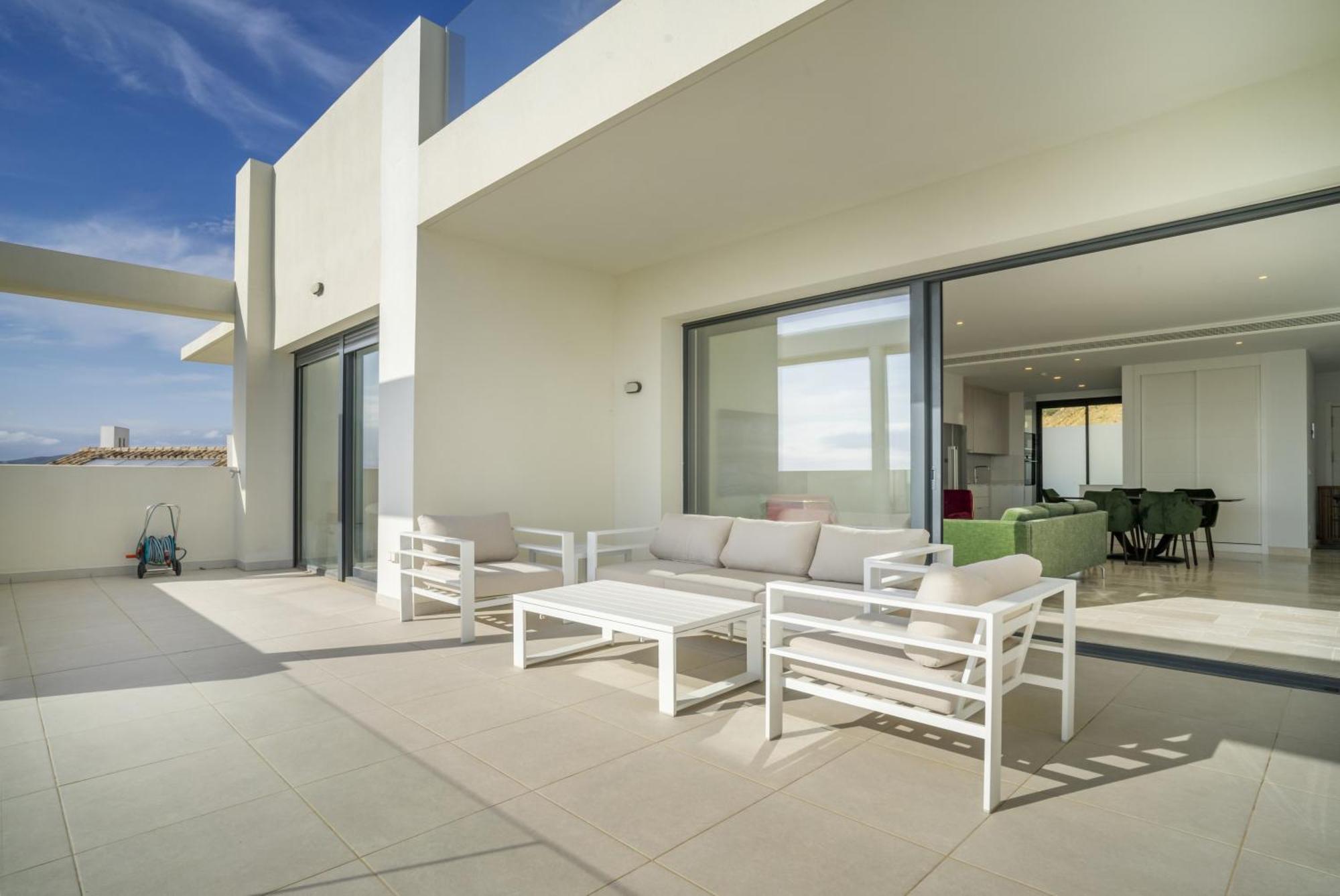 Theedgebythesea Fabulous Penthouse With Seaviews