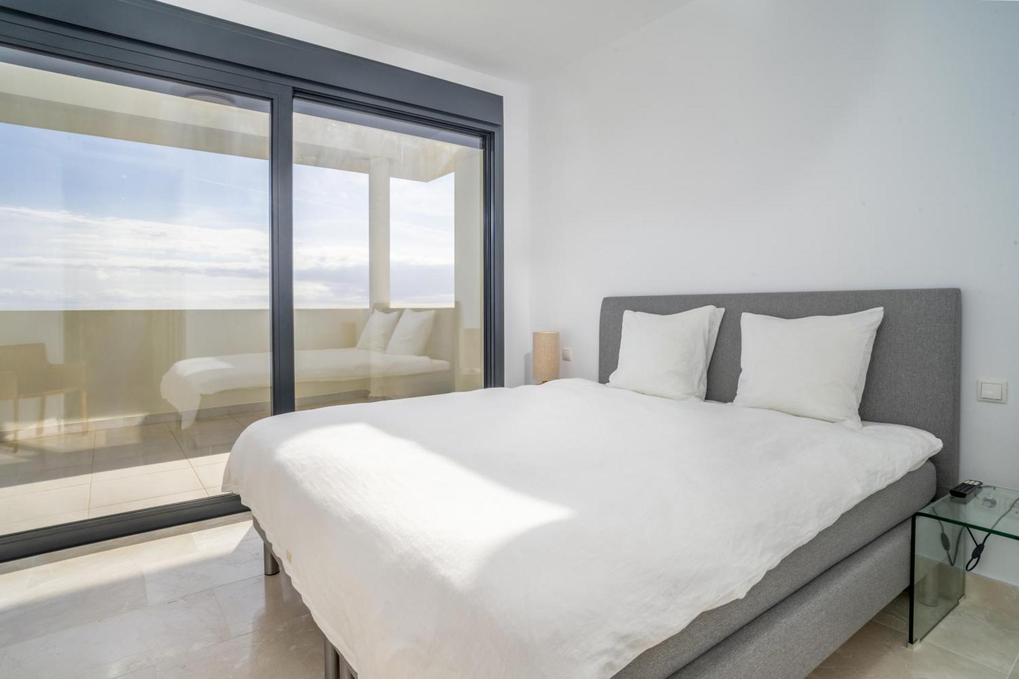 Theedgebythesea Fabulous Penthouse With Seaviews * Estepona