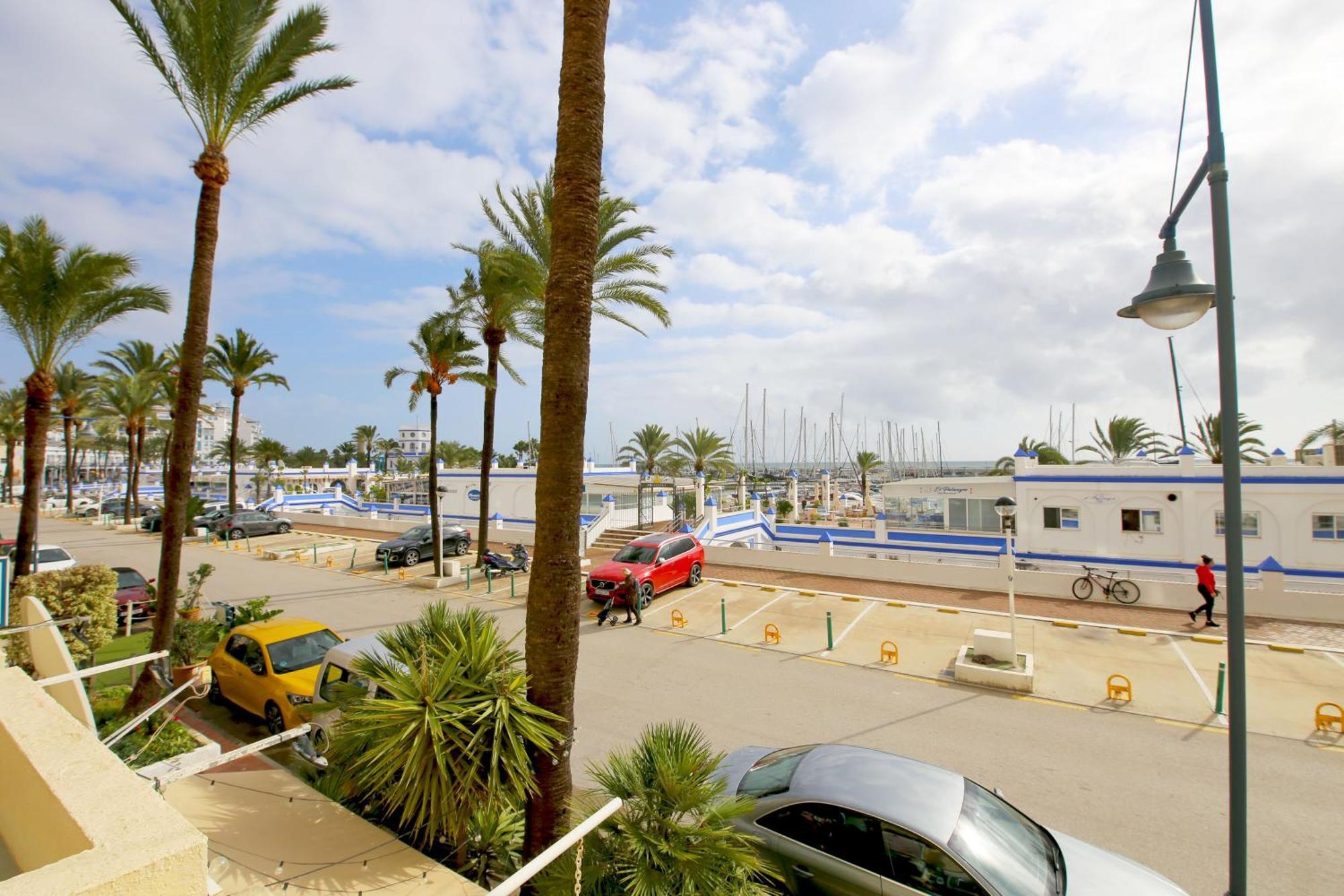 Port Kim *