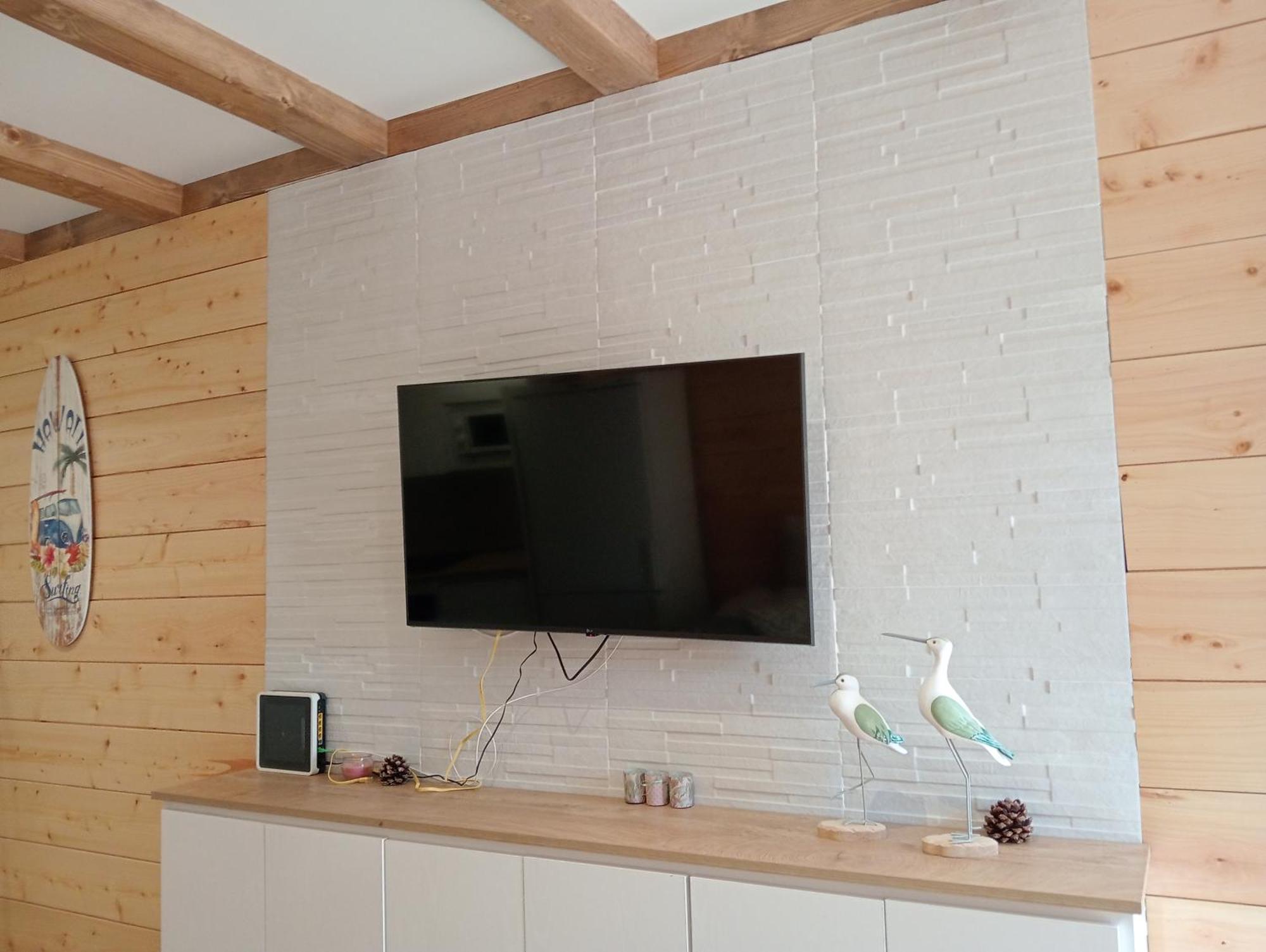 Casa De Madera 2 *