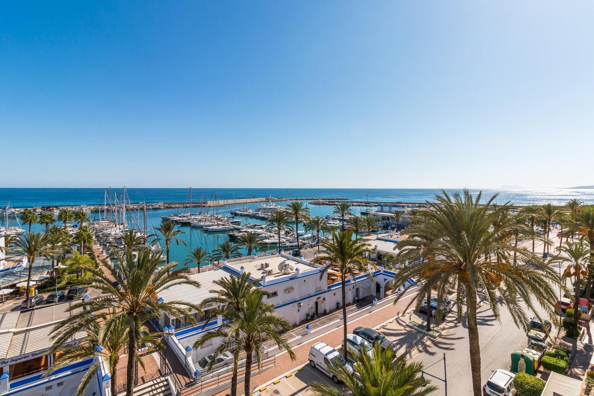 Puerto Paraiso Estepona