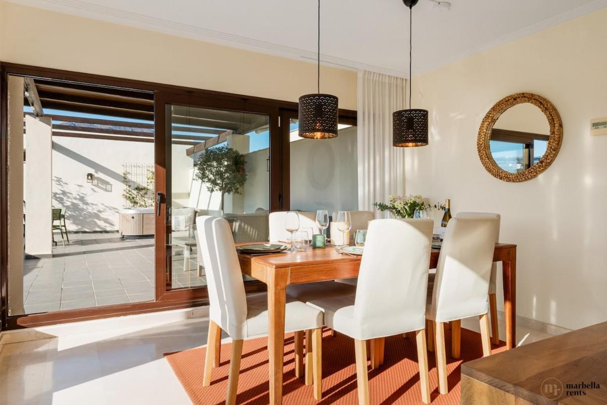 Sol Vista Penthouse Ref #93 Estepona