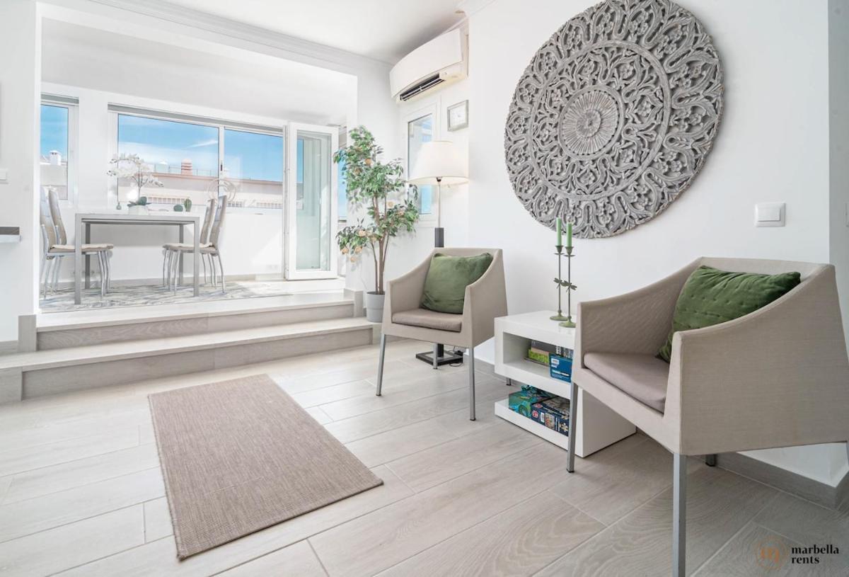 Appartement Victoria Blu Ref #95 *