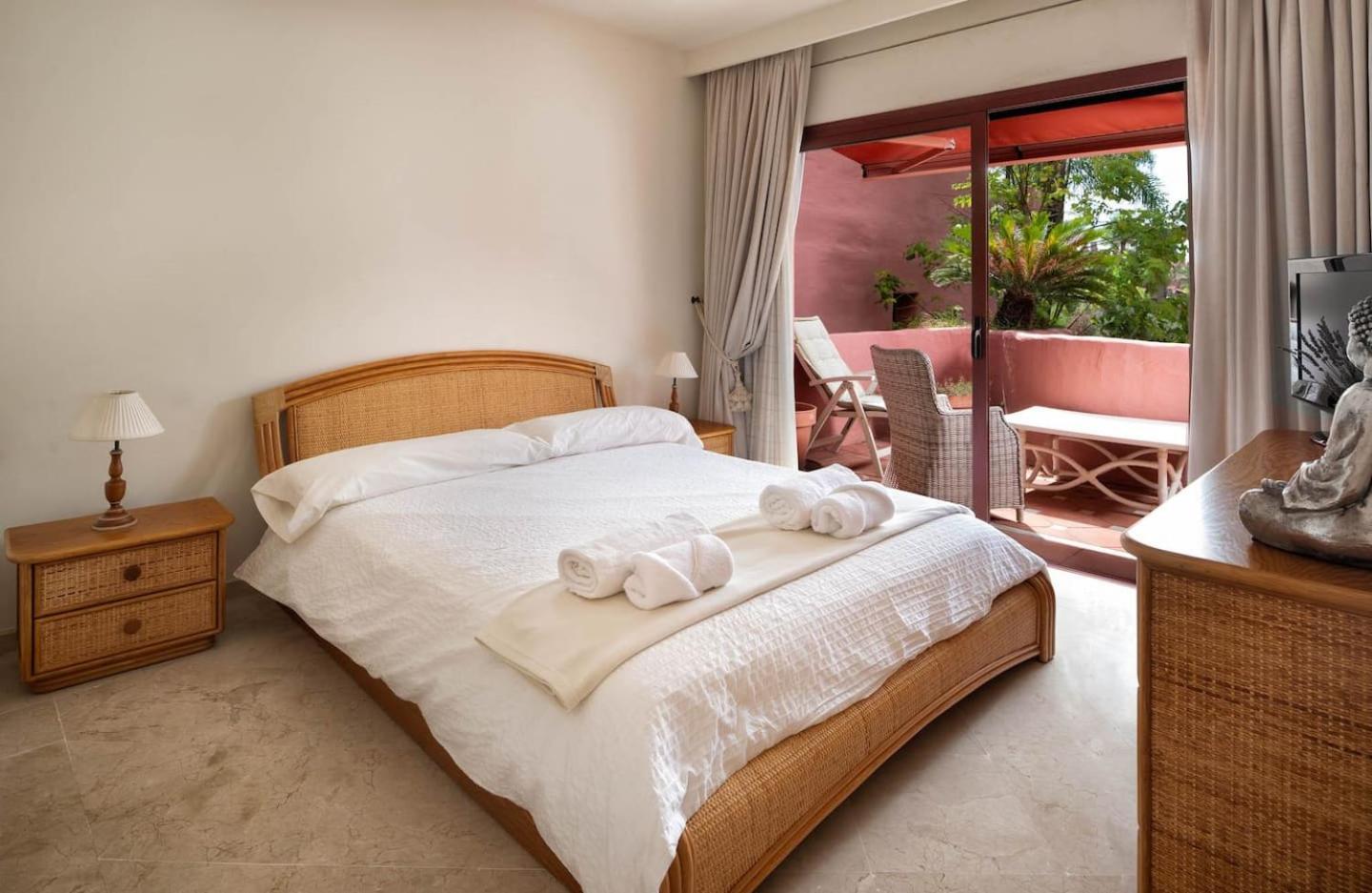 Apartamento Beachfront Penthouse, Pool Gym