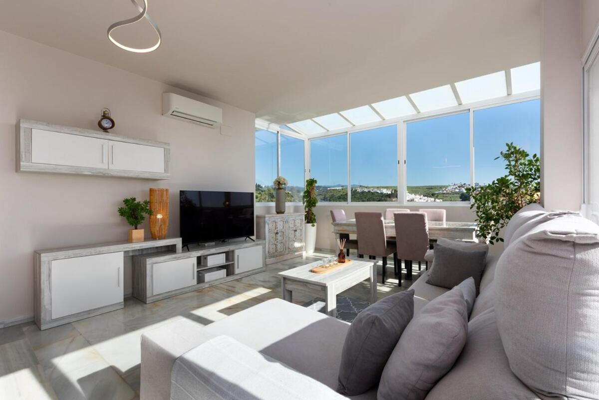 Stunning Beachfront Penthouse * Estepona