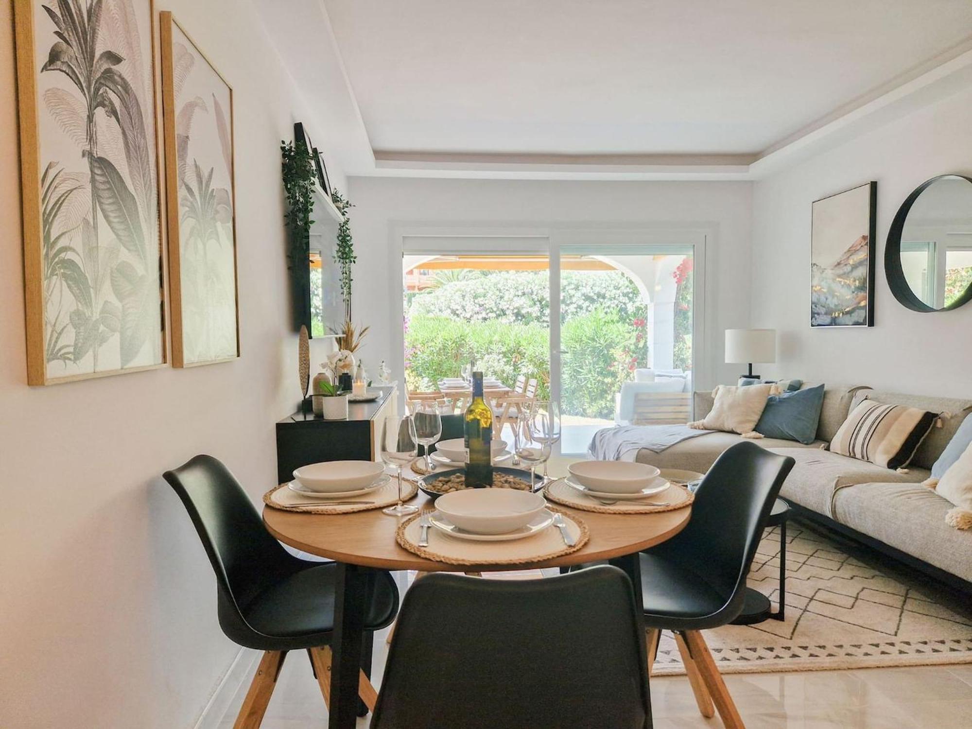 Modern Two Bedroom In Pueblo Cortes Del Golf Benahavis Estepona
