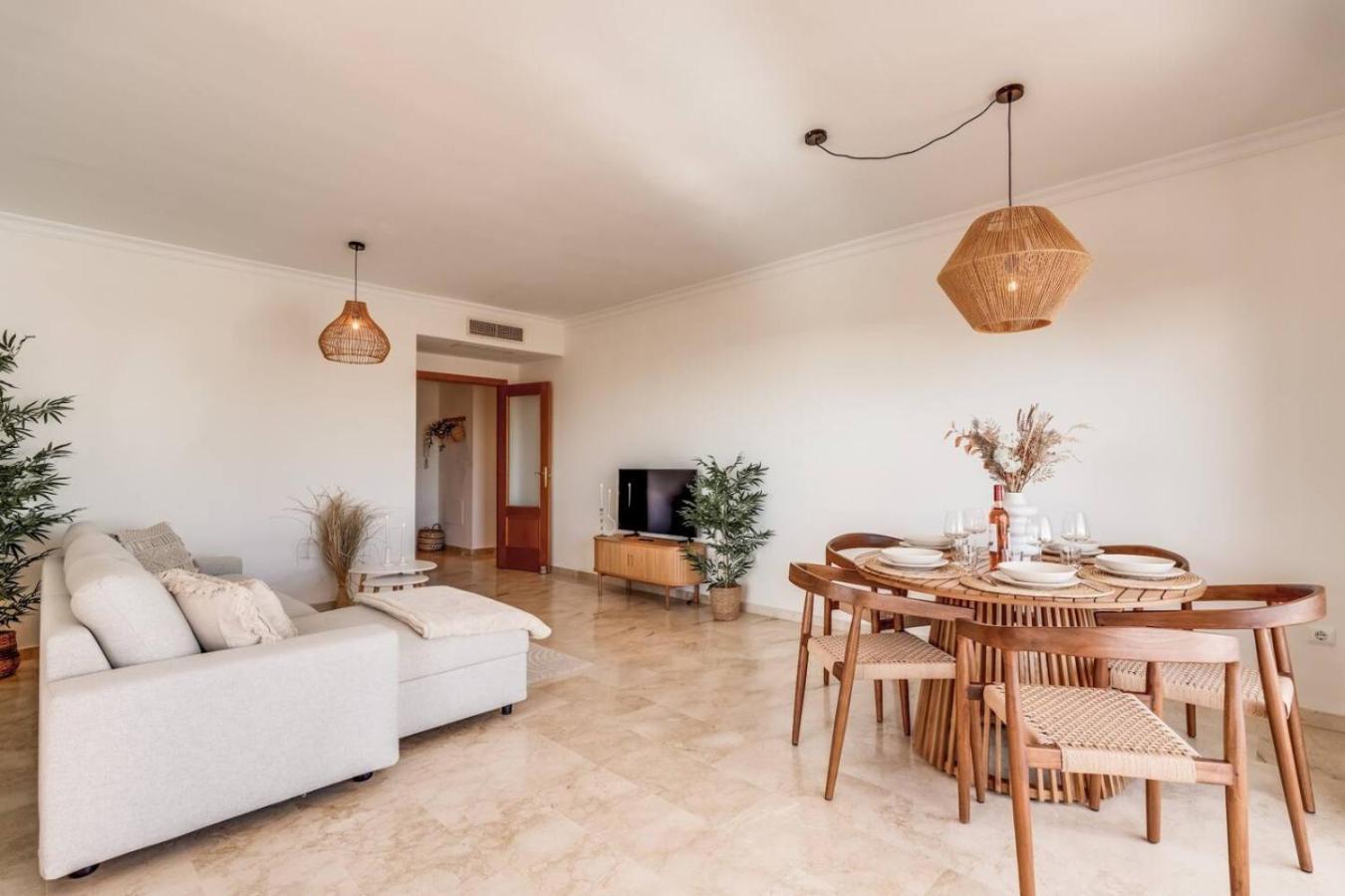 Beautiful Casita Near Lunymar Golf Course With Stunning Views Apartment