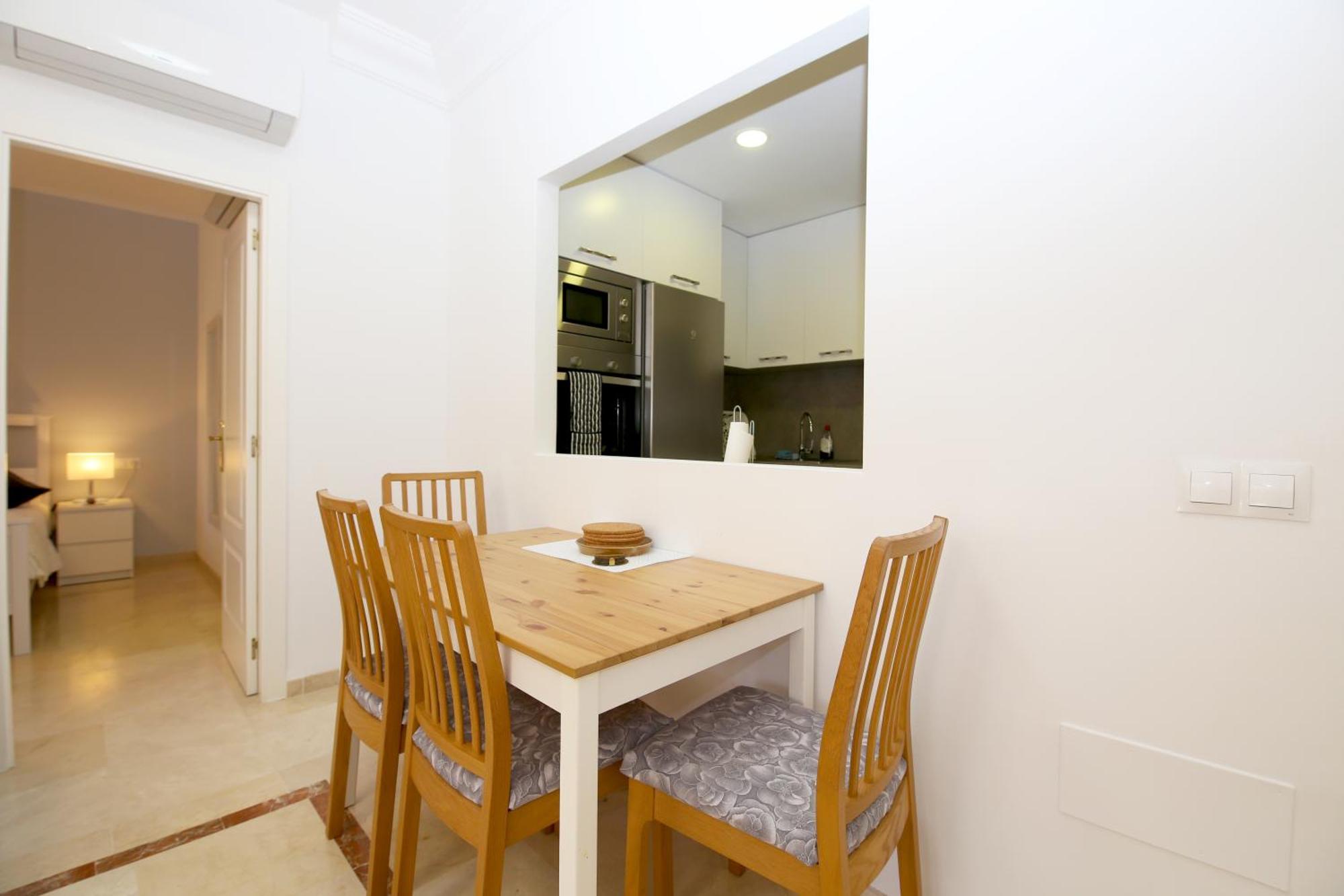 Port Flamenco Apartment