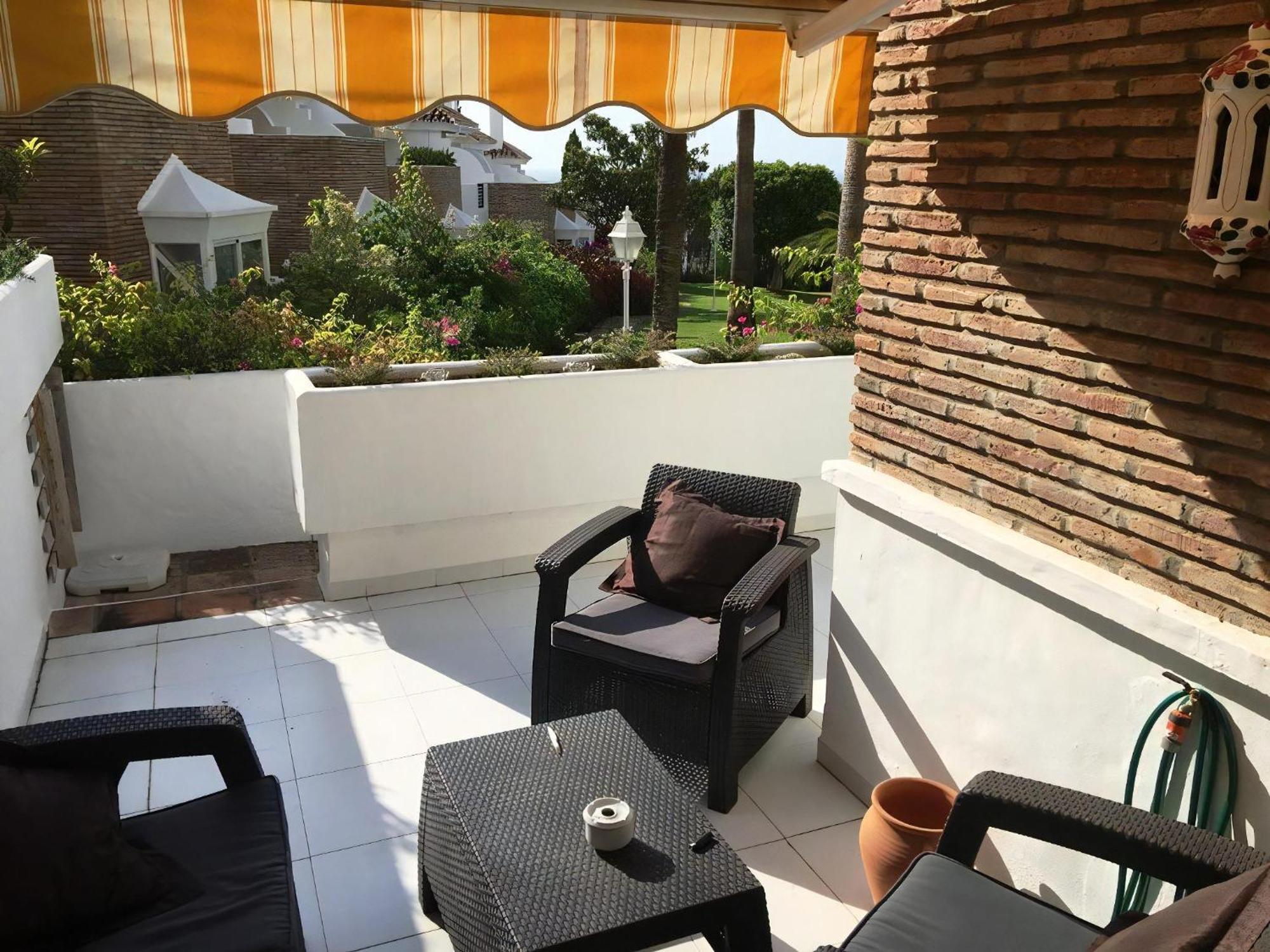 Apartment Fuer 4 Personenund 1 Kind In Andalusien *