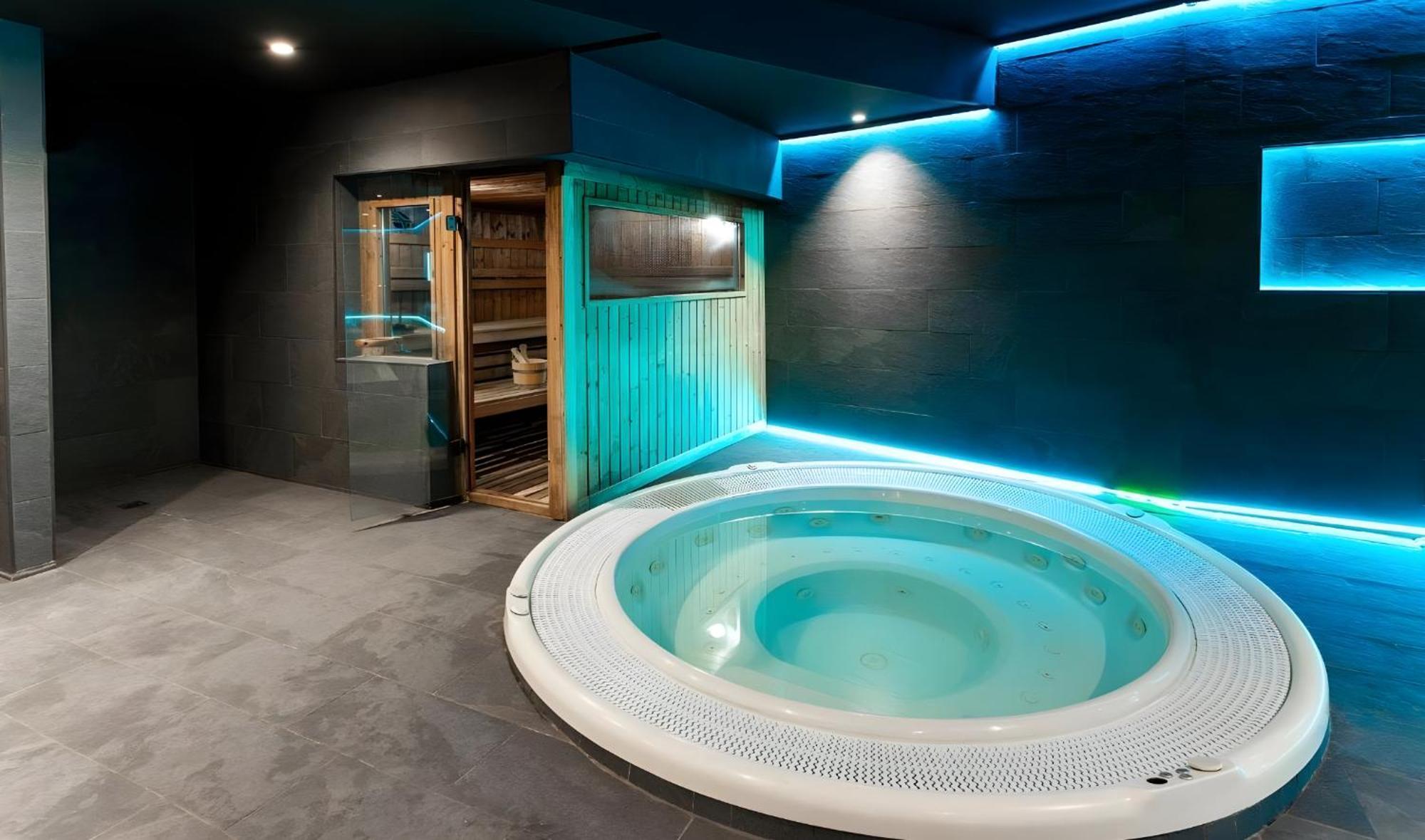 Bakour Costa Del Sol Hotel 4*