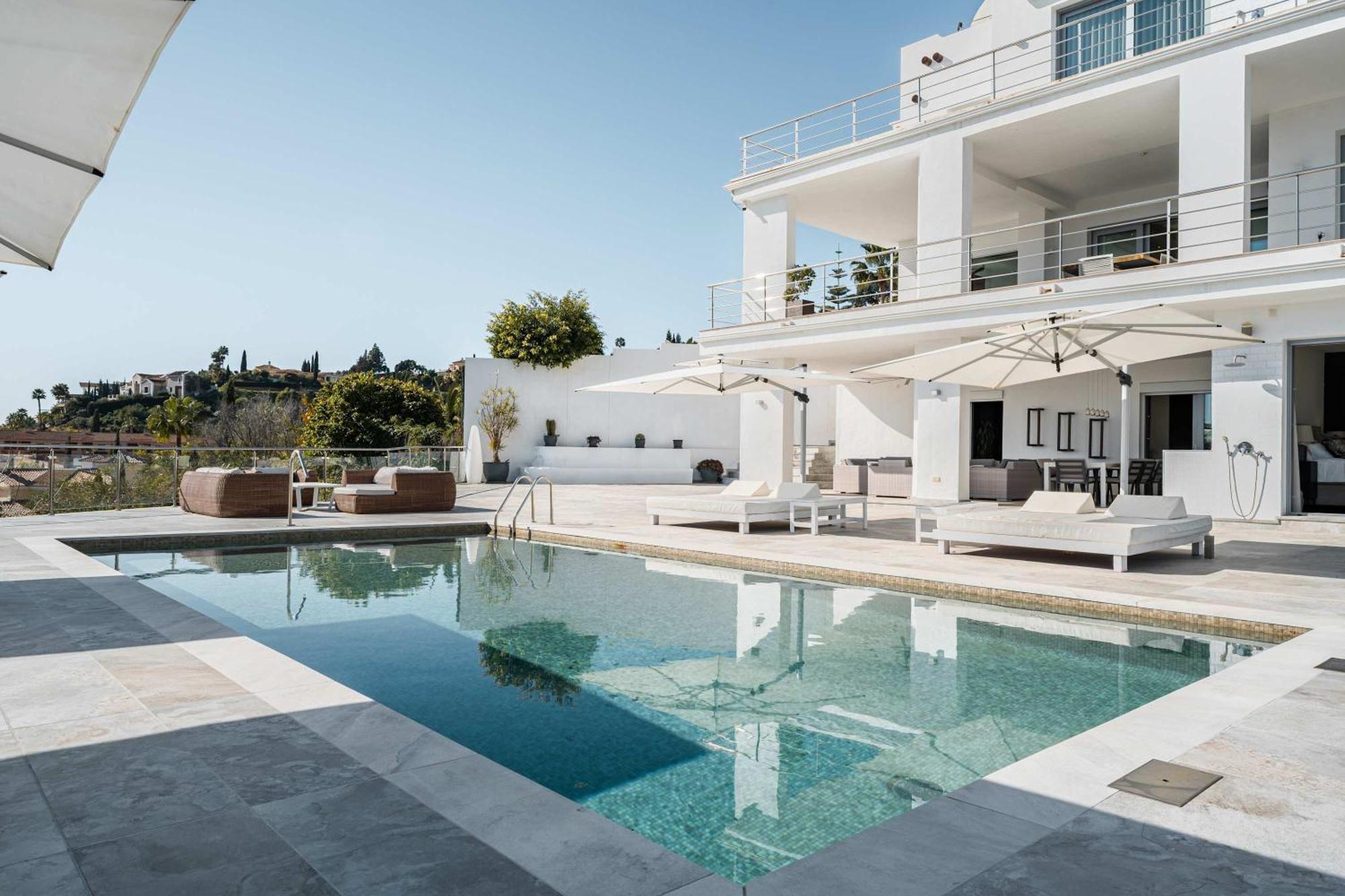 Paraiso Alto Ultimate Pool Gym Cinema Parking Golf Villa