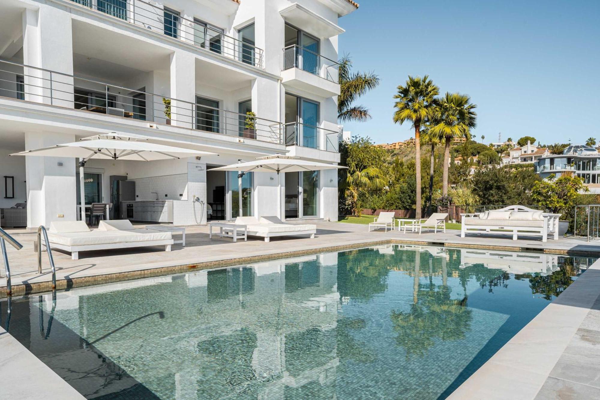 Paraiso Alto Ultimate Pool Gym Cinema Parking Golf Villa *