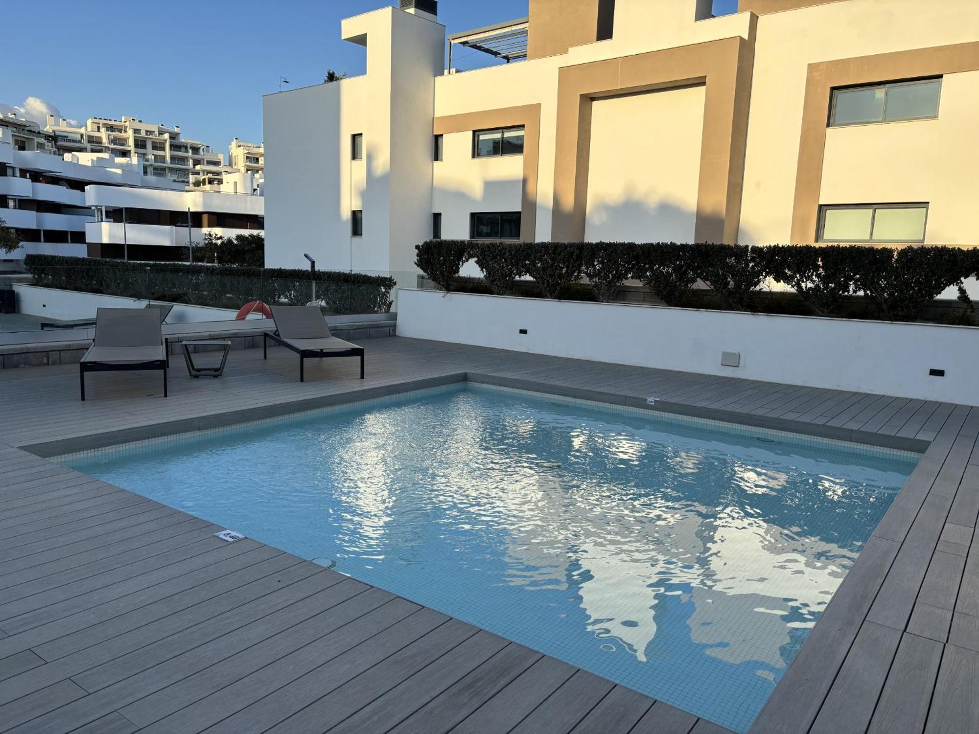 Sb311g - Modern & Well Connected 2 Bed Appartement Estepona