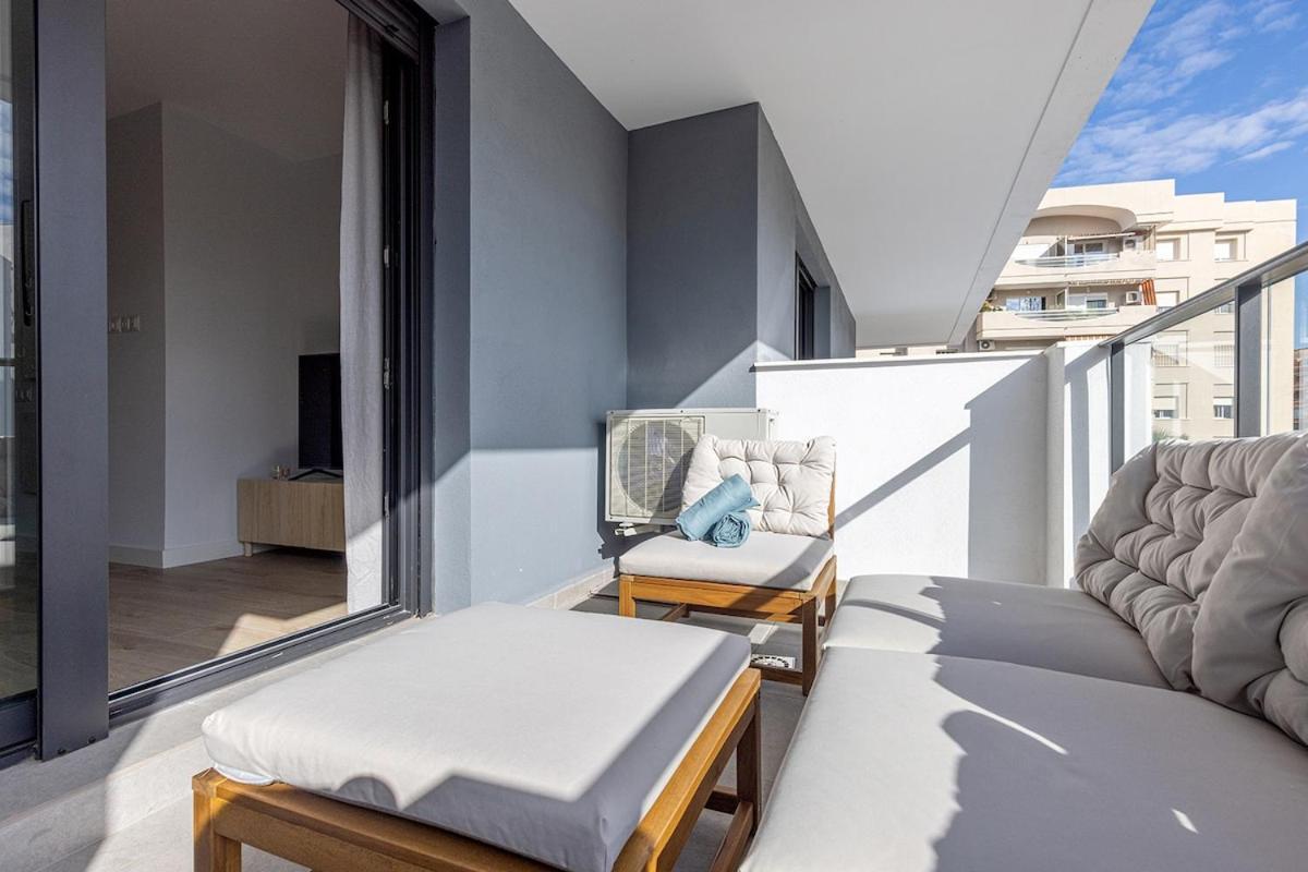 Charming 2 Bedroom Flat In *