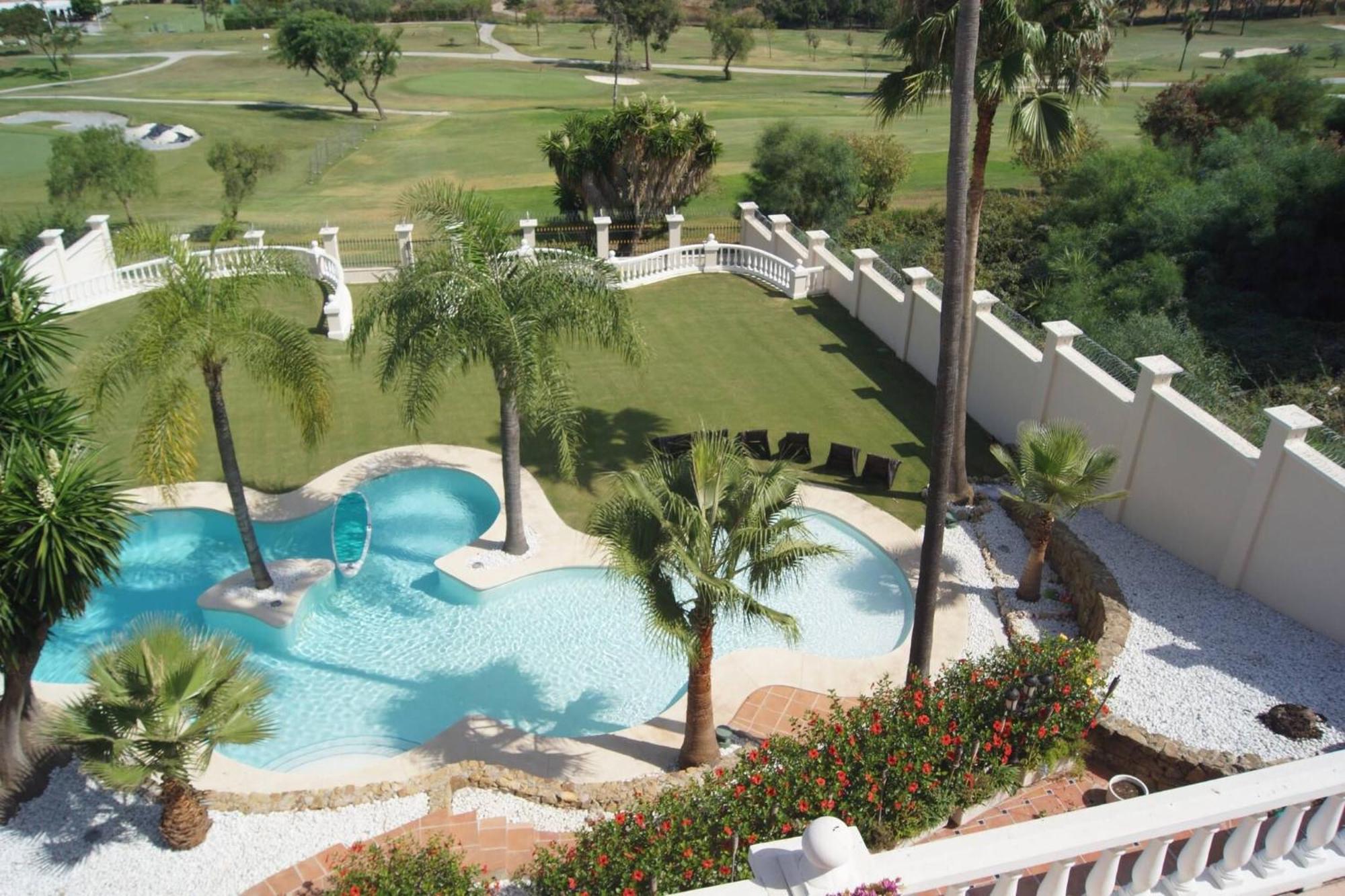 Villa Huge Golf With One Of Marbella Biggest Spas Estepona
