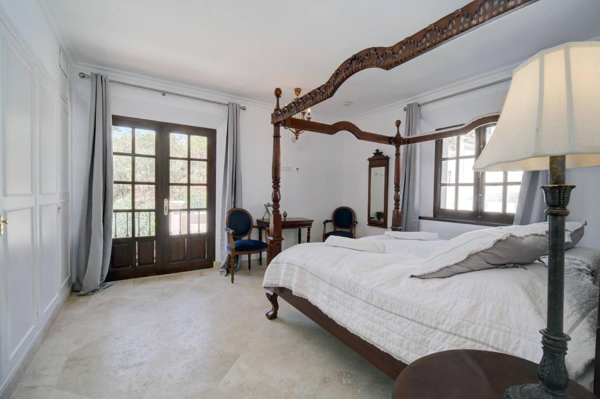 Villa Huge Golf With One Of Marbella Biggest Spas Estepona