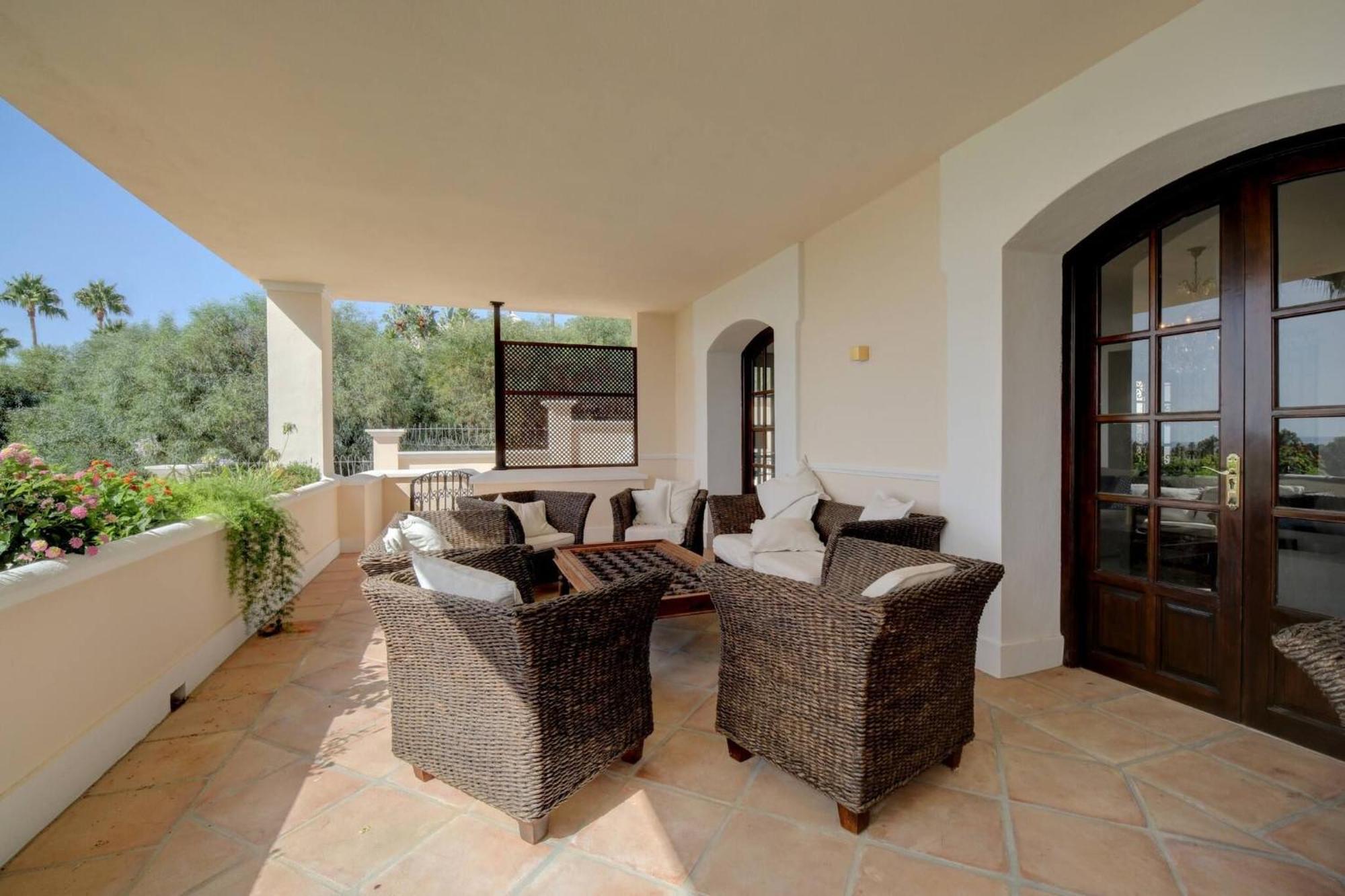 Villa Huge Golf With One Of Marbella Biggest Spas Estepona