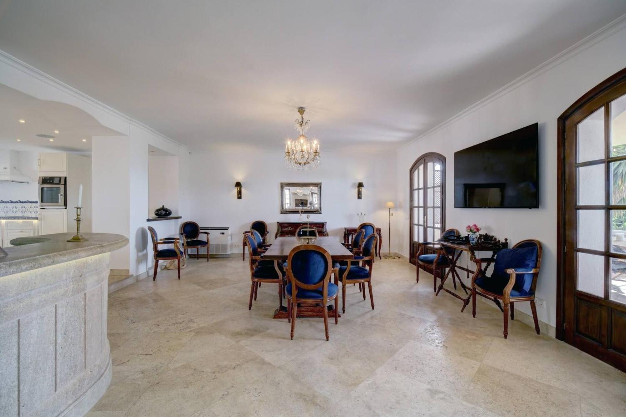 Villa Huge Golf With One Of Marbella Biggest Spas Estepona