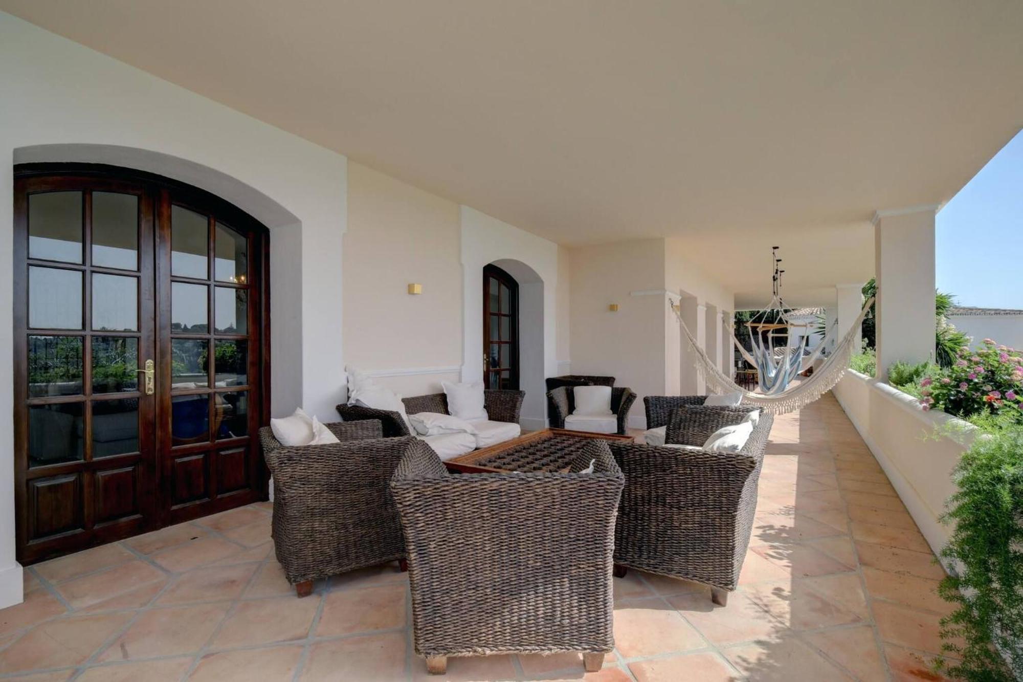 Huge Golf With One Of Marbella Biggest Spas Estepona