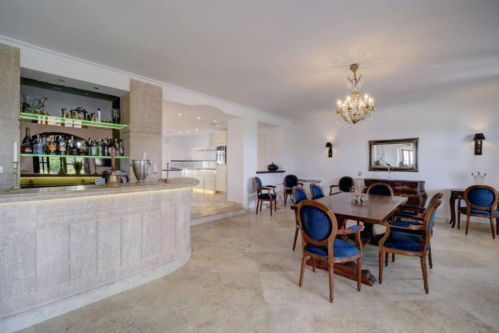 Huge Golf With One Of Marbella Biggest Spas