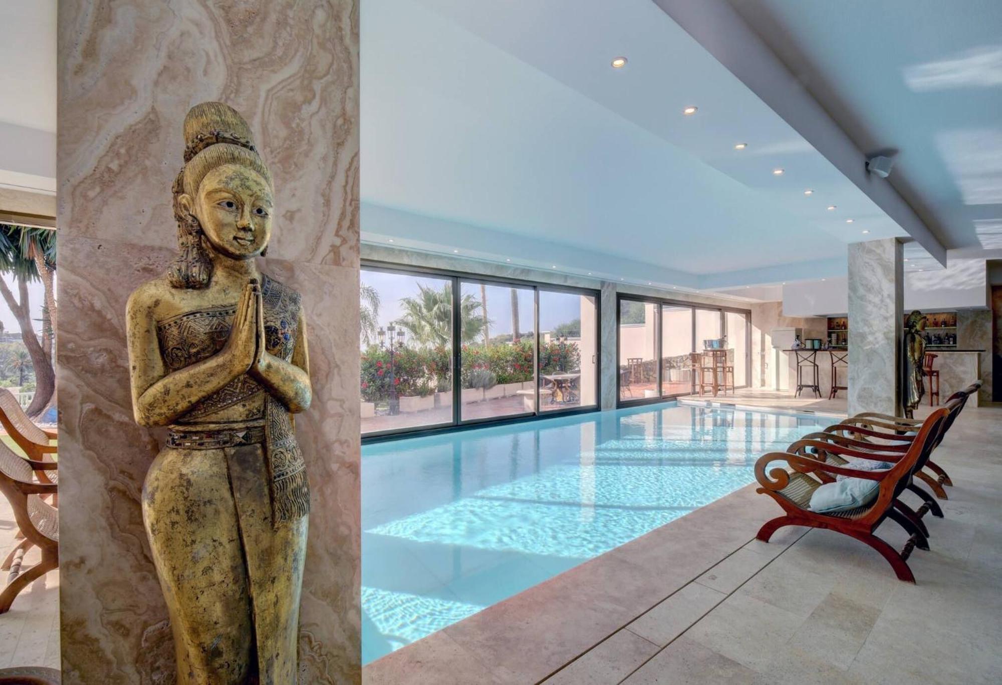 Villa Huge Golf With One Of Marbella Biggest Spas Estepona