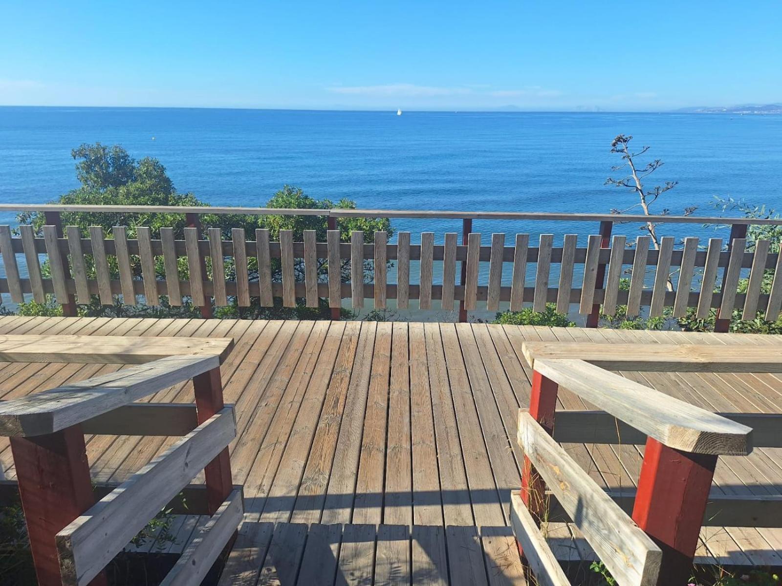 Cadiz - Gerenoveerd Met Groot Balkon & Zeezicht Estepona