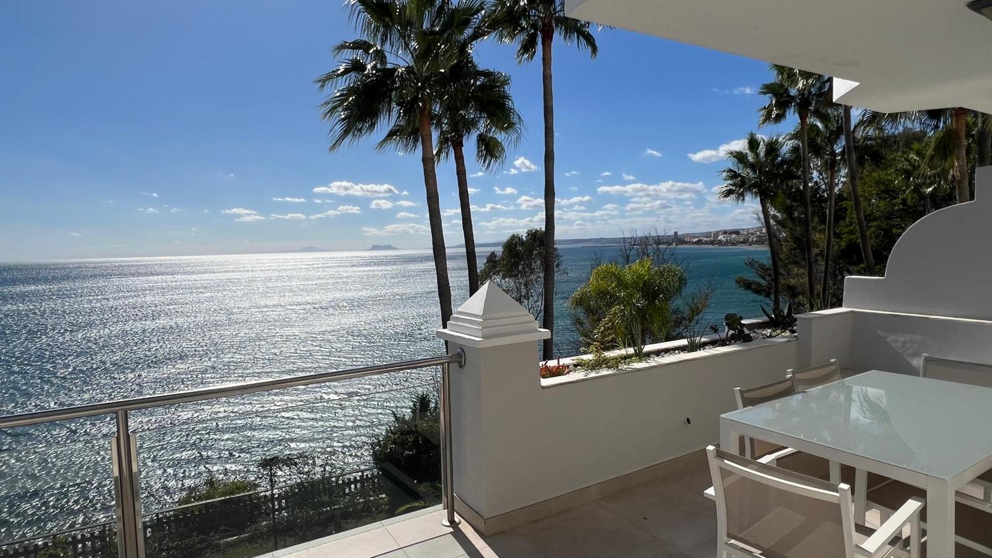 Appartement Front With Stunning Sea Views *