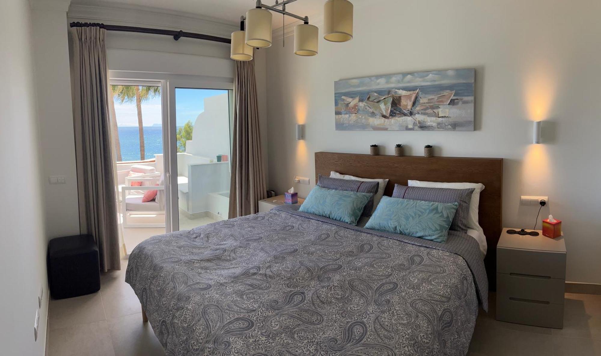 Front With Stunning Sea Views