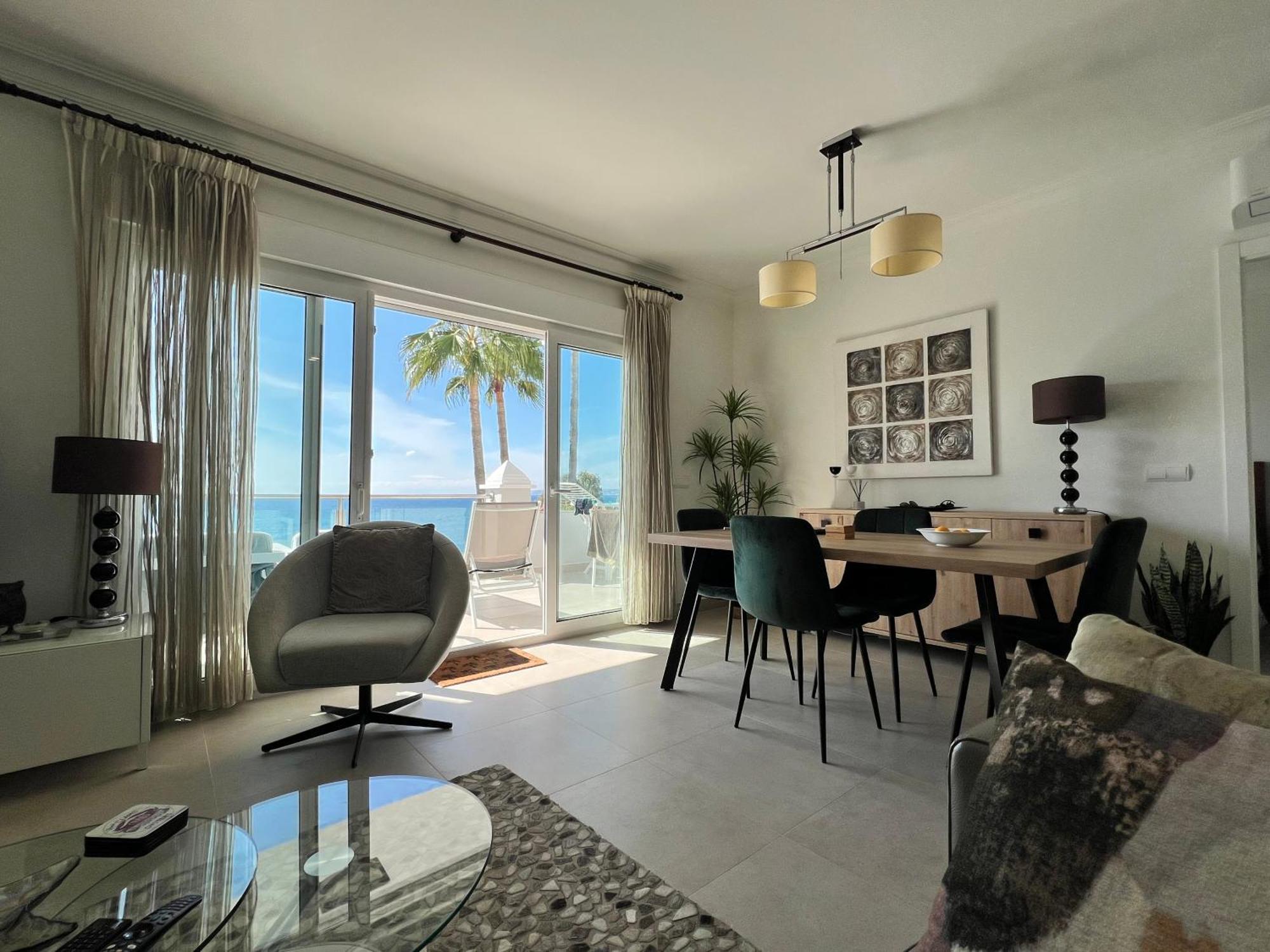 Front With Stunning Sea Views Estepona