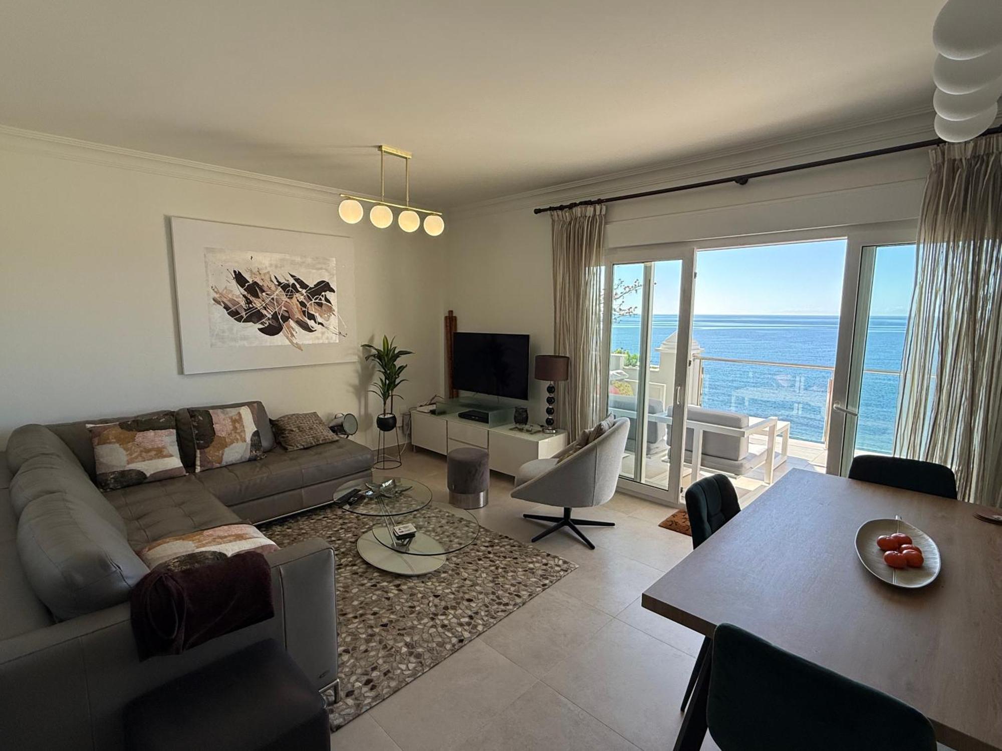 Front With Stunning Sea Views