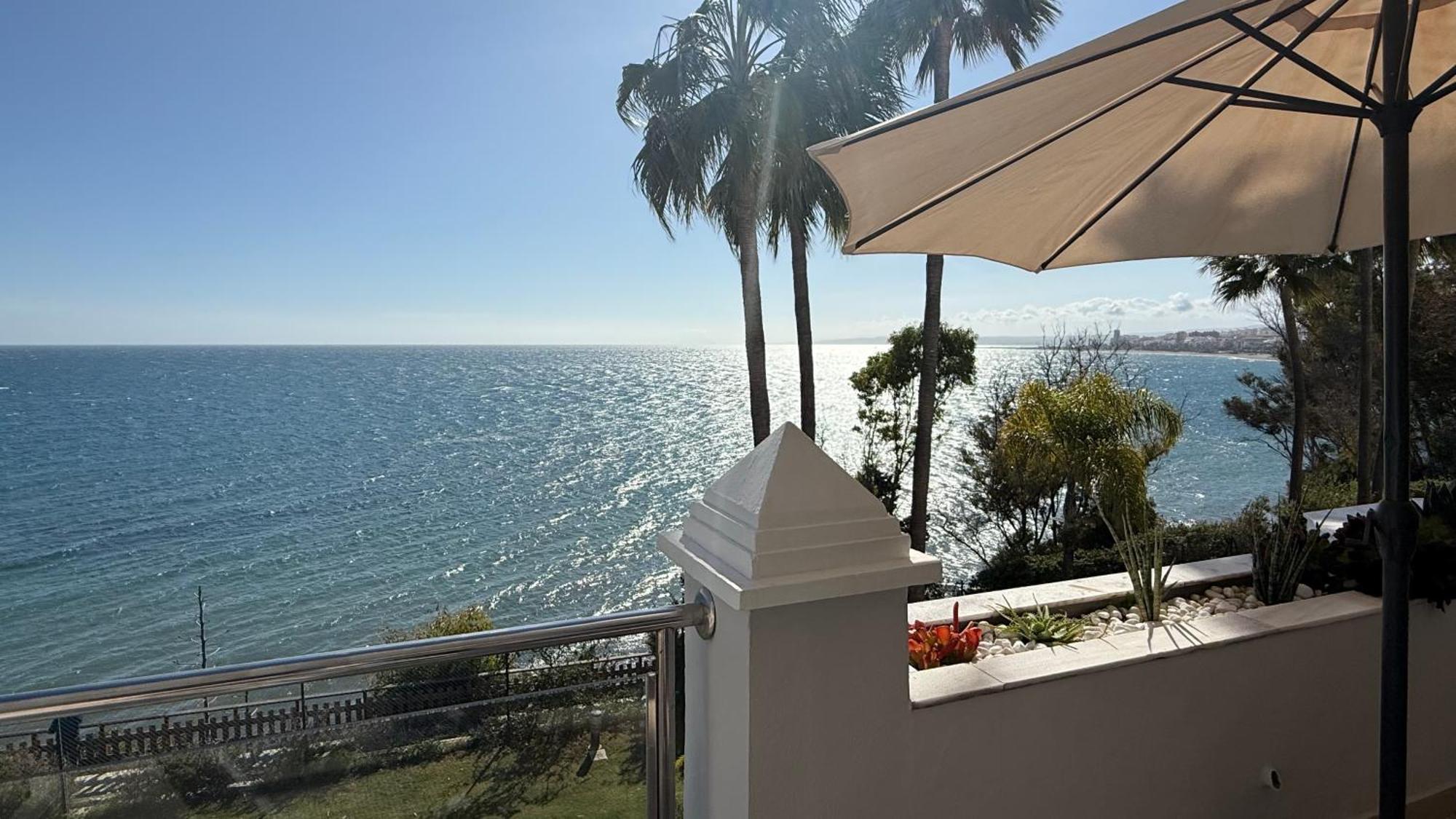 Front With Stunning Sea Views Estepona