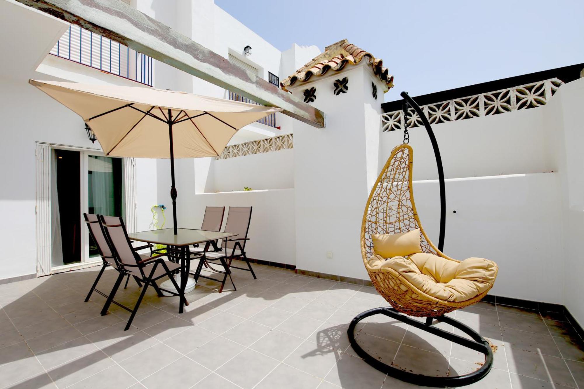West Townhouse Cecilia Holiday home *