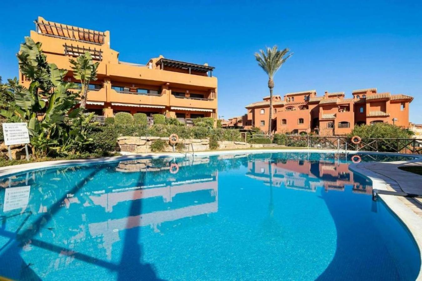 La Galera Apartment *