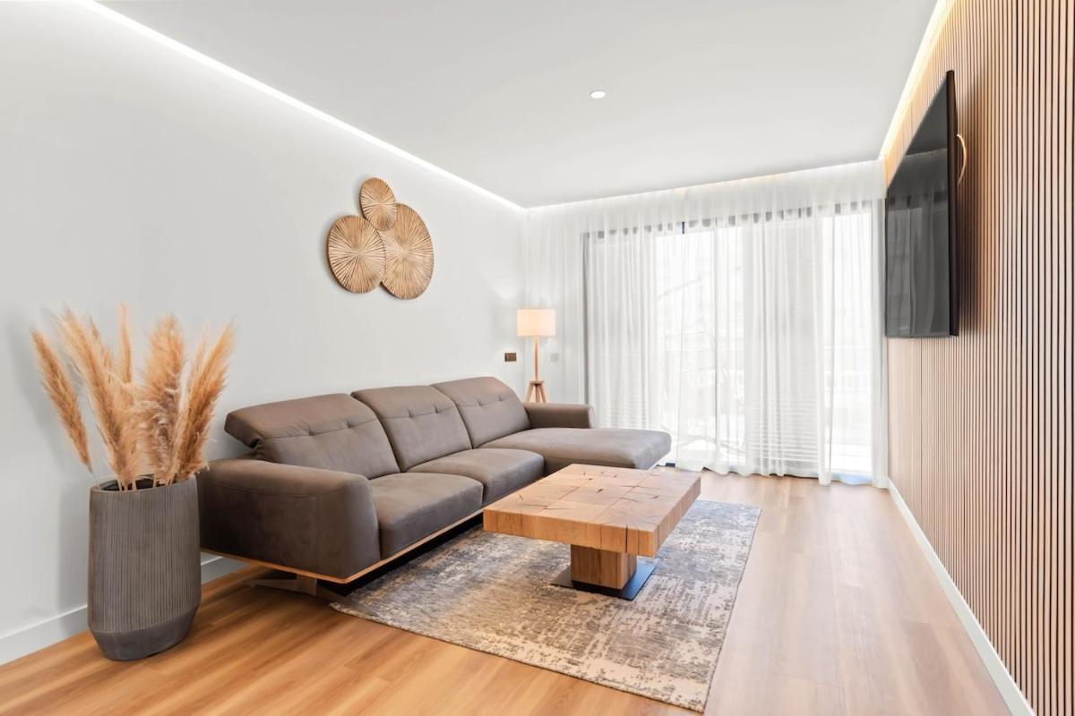 Coastal Haven In Center Apartment