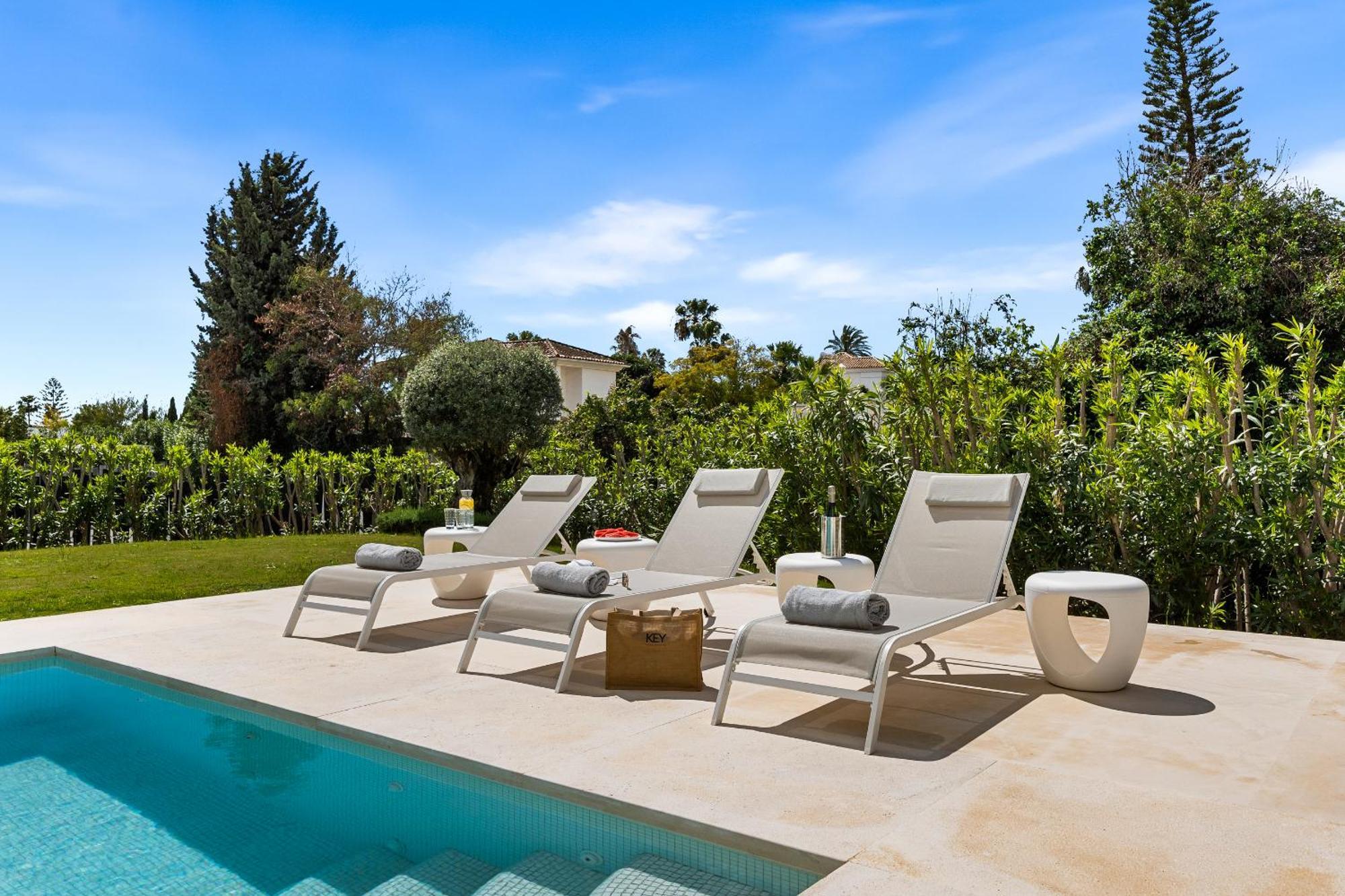 Aurora - Marbella - Contemporary In New Golden Mile * Estepona