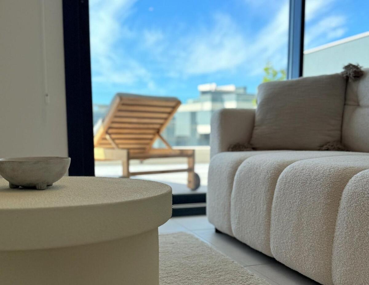 Oasis 325 2Nd Floor With Sea- And Mountain View Apartment *