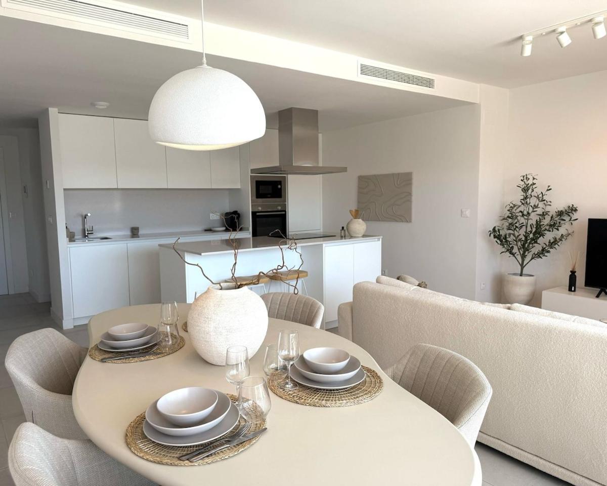 Oasis 325 2Nd Floor With Sea- And Mountain View *