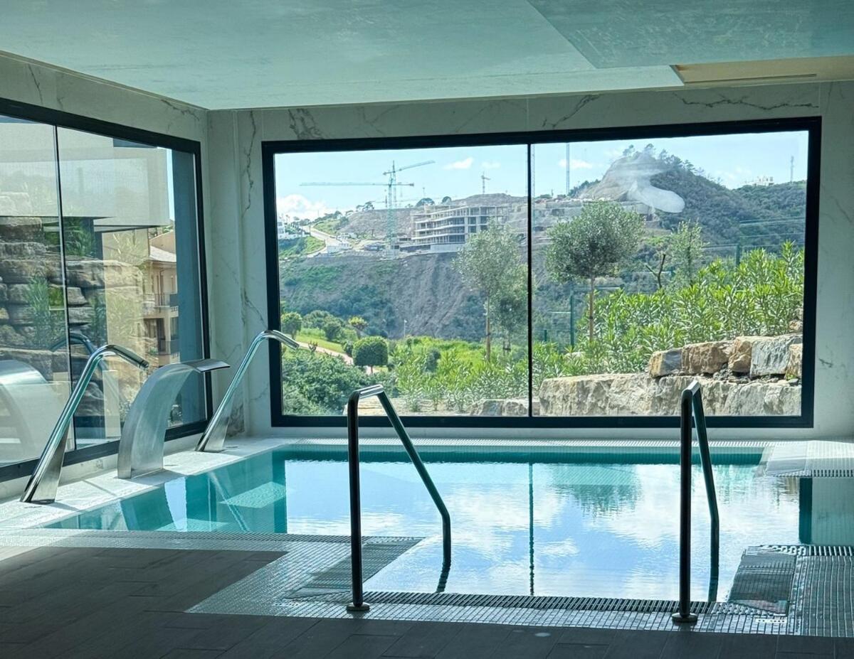 Oasis 325 2Nd Floor With Sea- And Mountain View Apartment