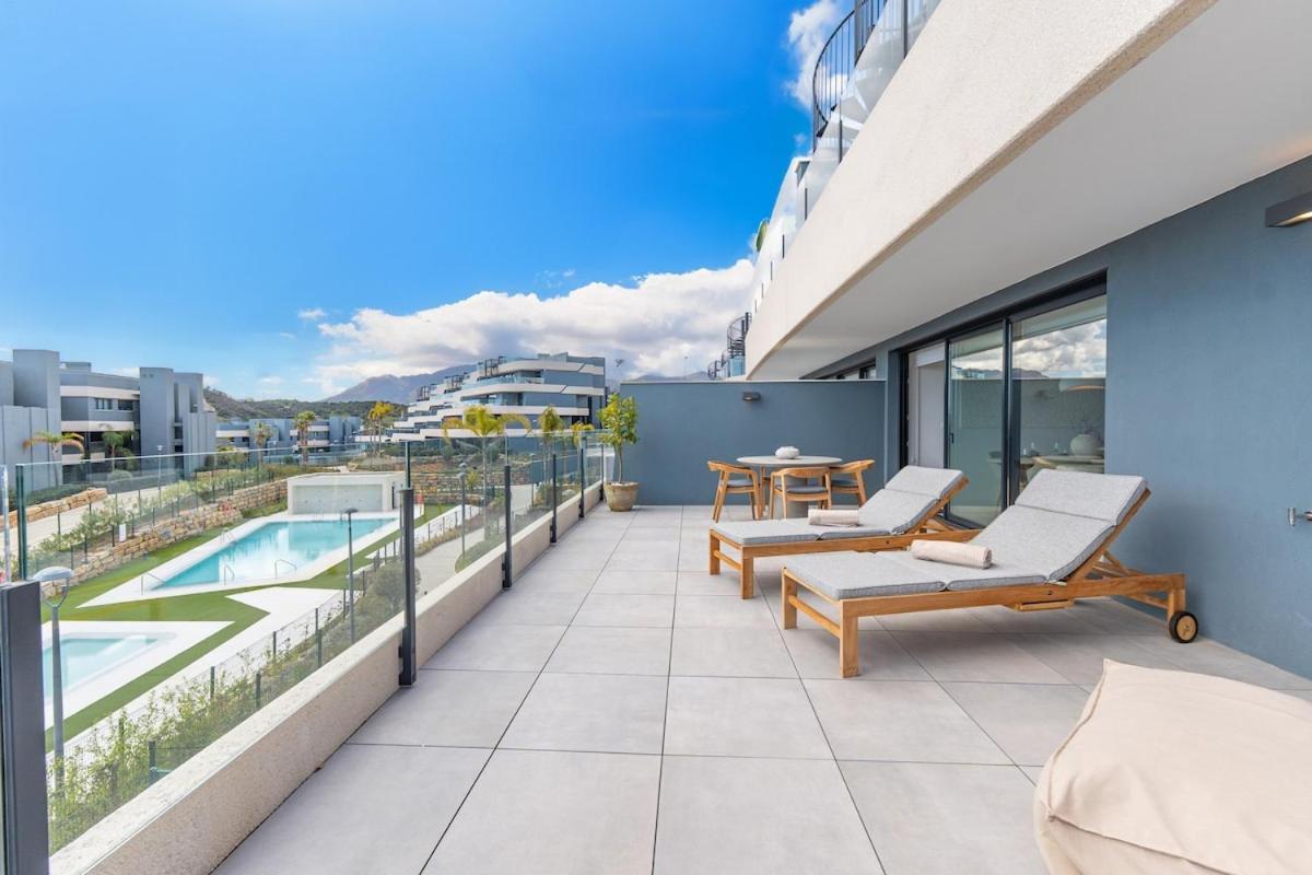 Oasis 325 2Nd Floor With Sea- And Mountain View Apartment Estepona