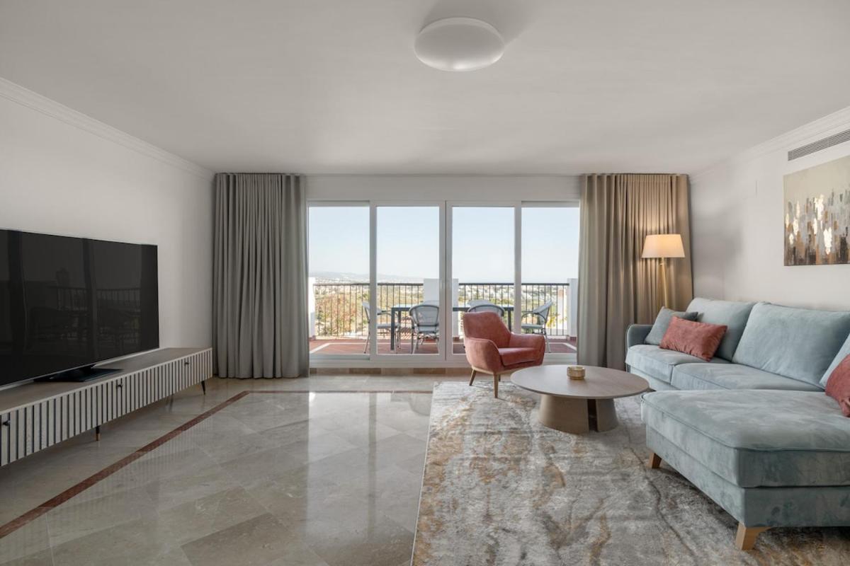 Domillion Paraiso Pueblo 2bdr W Rooftop Terrace * Estepona