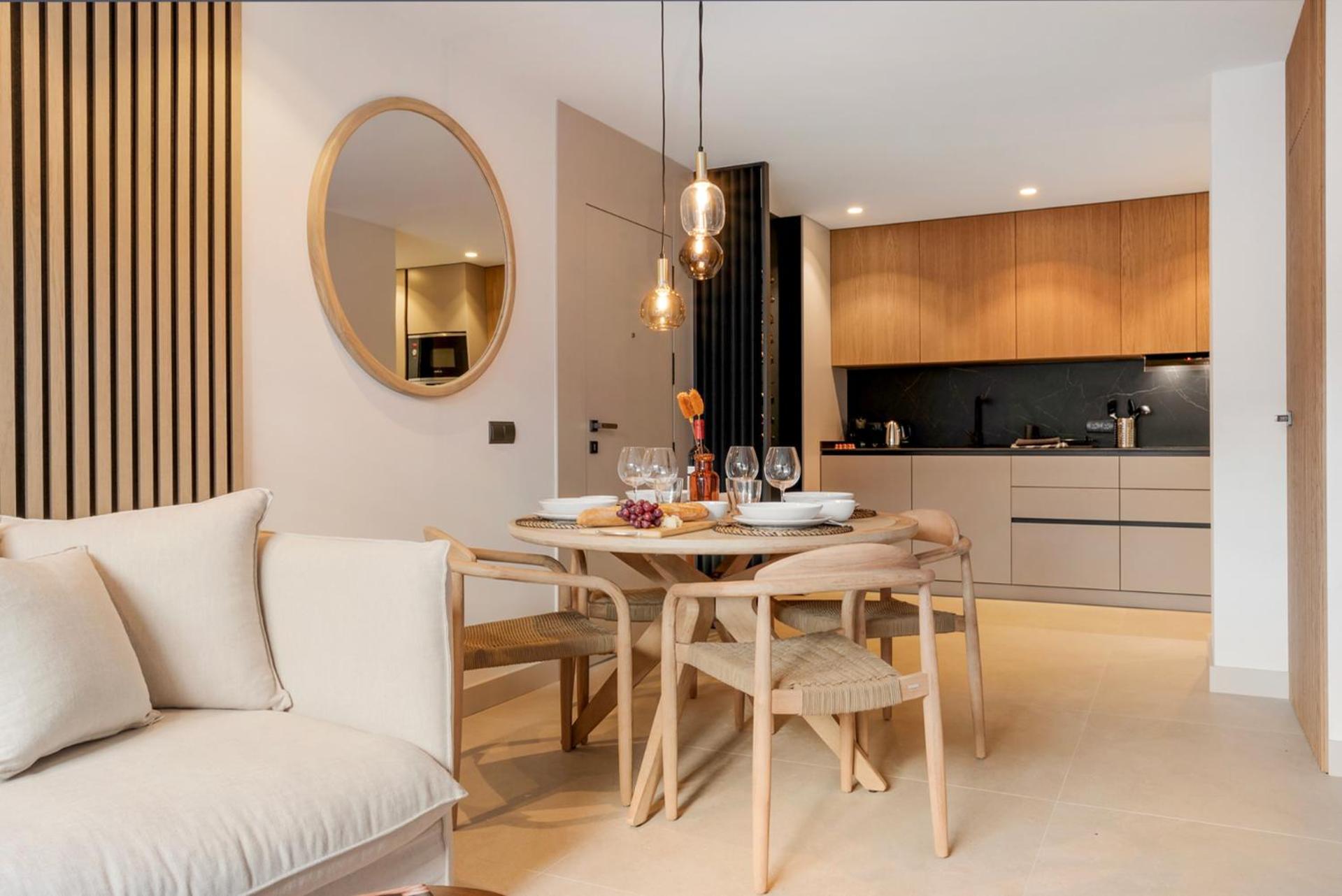 Stylish 2br In Estepona, Walk To & Old Town * Estepona