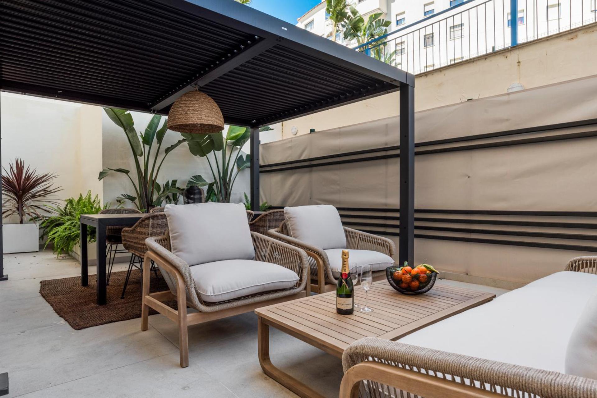 Stylish 2br In Estepona, Walk To & Old Town *