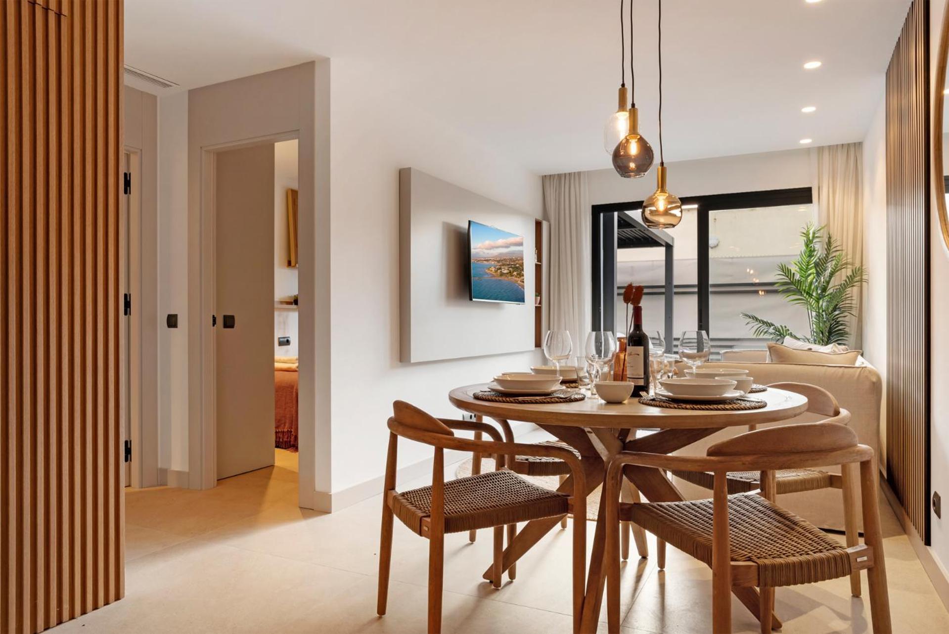 Stylish 2br In Estepona, Walk To & Old Town Apartment *