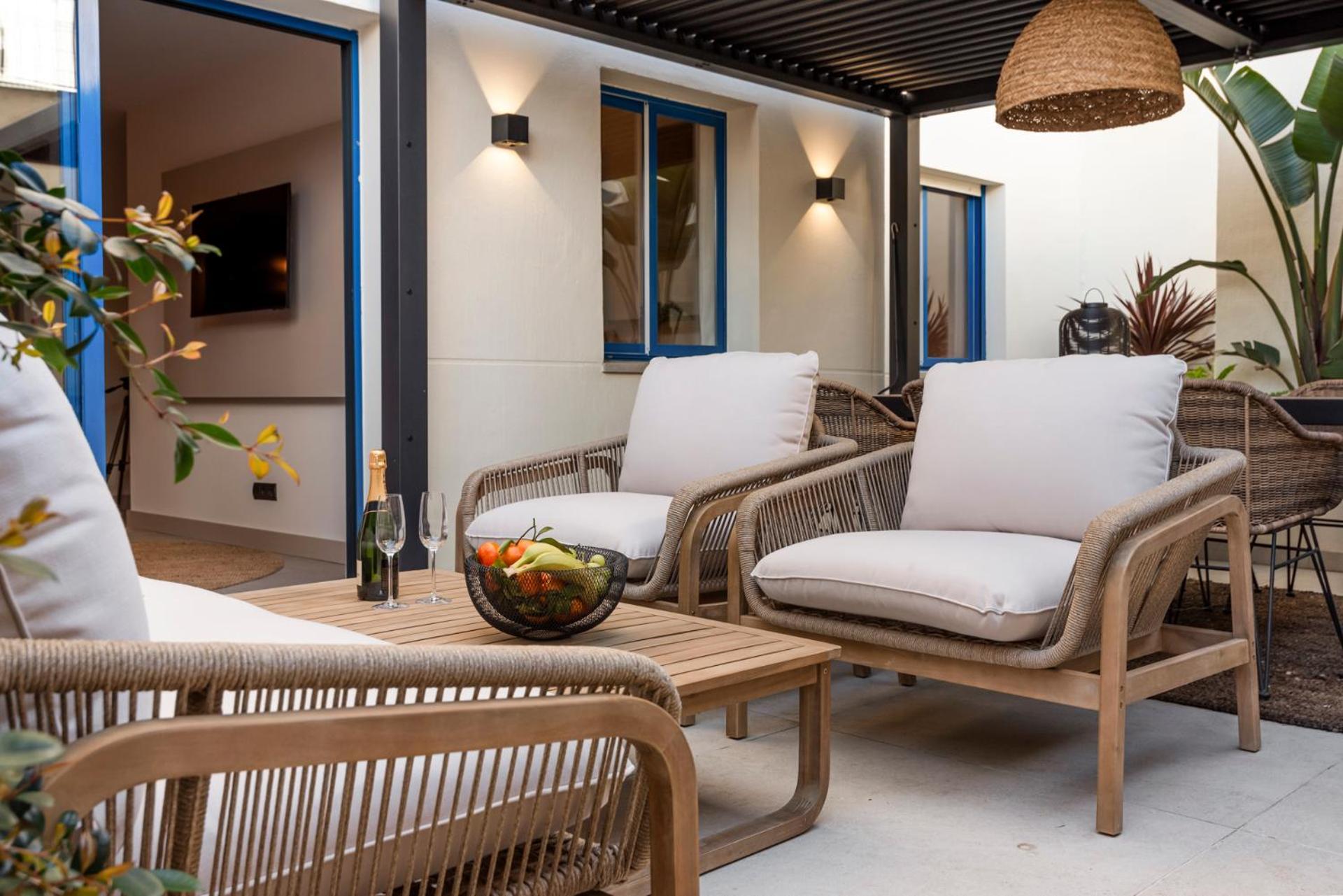 Stylish 2br In Estepona, Walk To & Old Town * Estepona