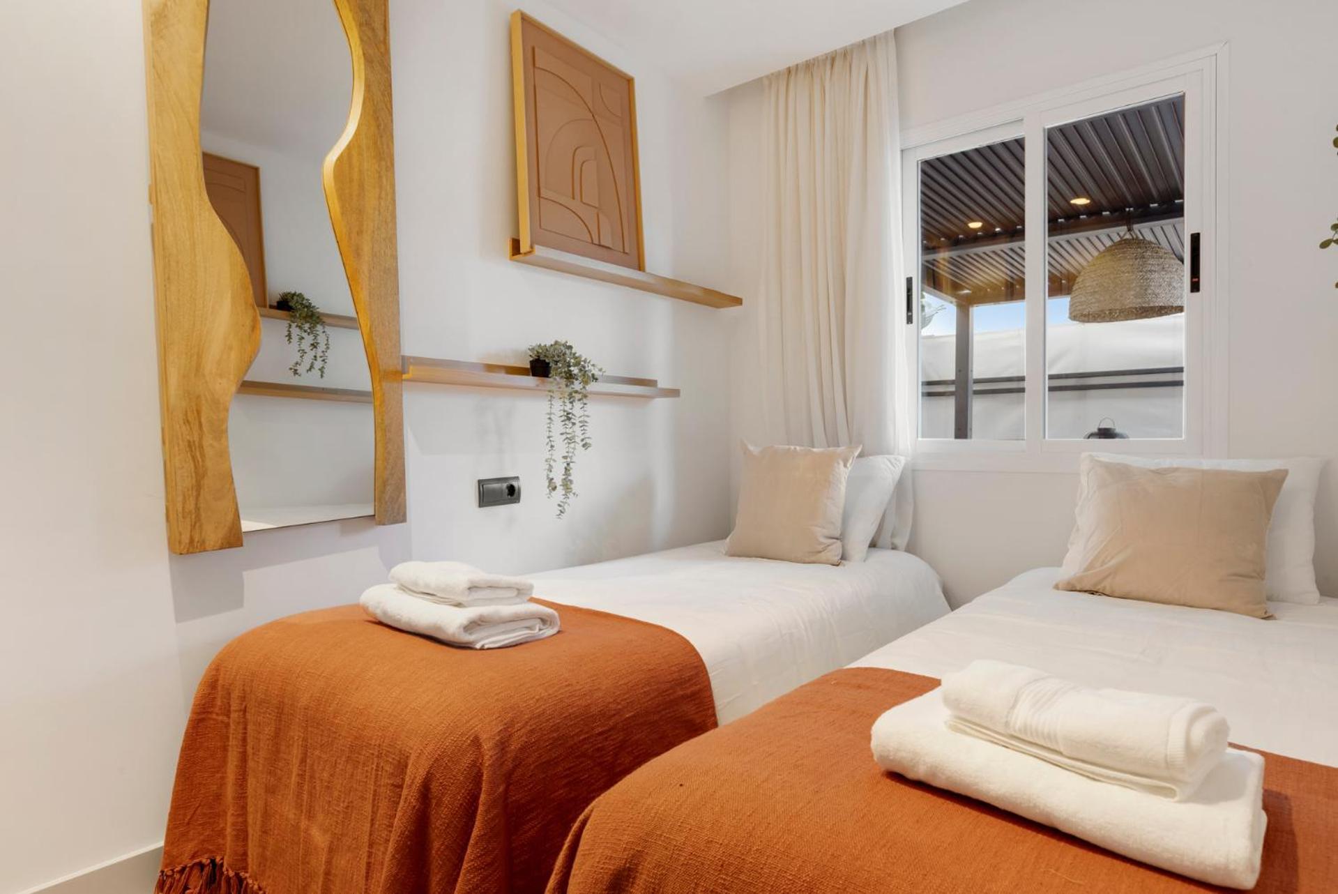 Stylish 2br In Estepona, Walk To & Old Town Apartment Estepona