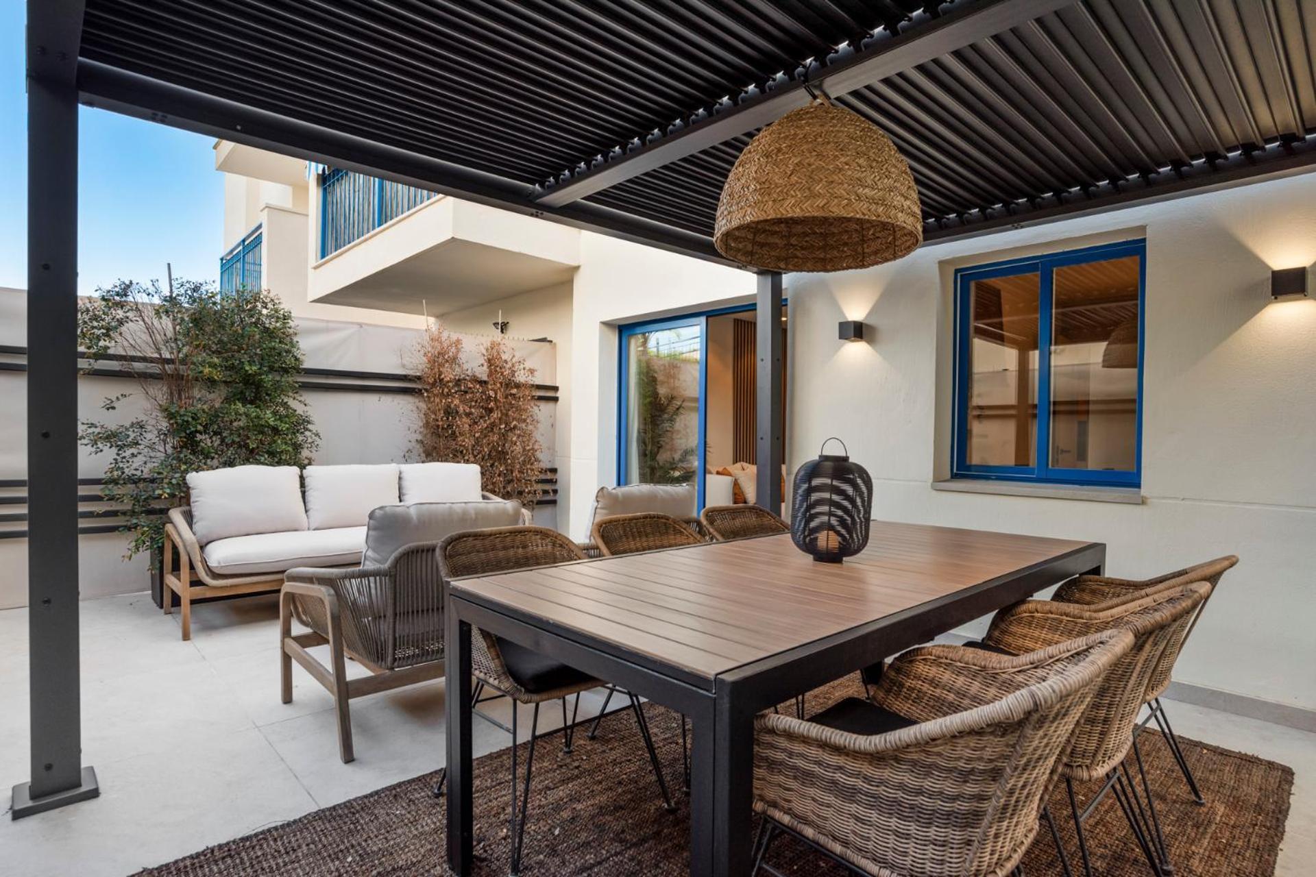 Apartment Stylish 2br In Estepona, Walk To & Old Town *