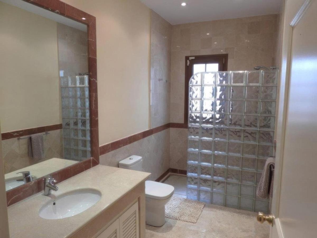 Luxury At Maria In El Paraiso Spain Villa Estepona
