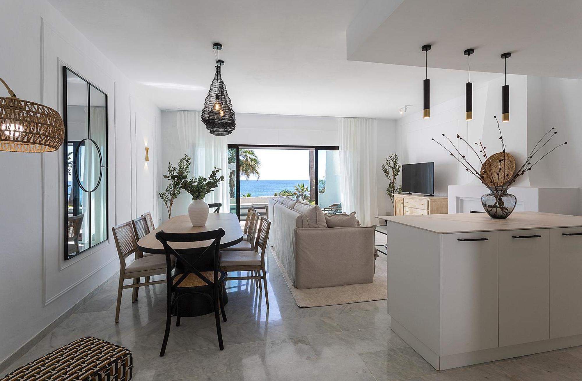 Casa Primera Linea 4 *
