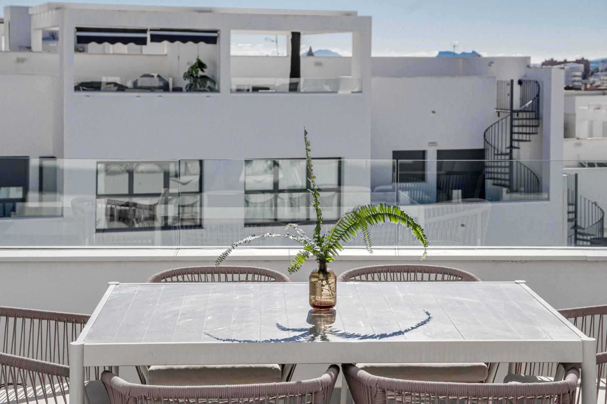 Eg54a - Luxury Penthouse With Private Sun Terrace * Estepona
